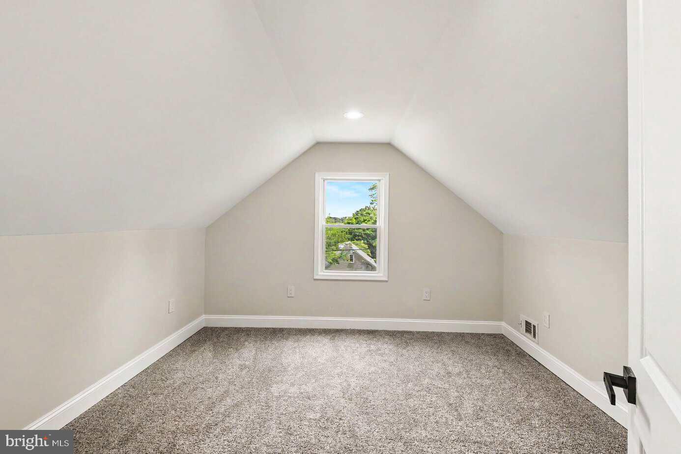 HAMILTON HEIGHTS - Residential