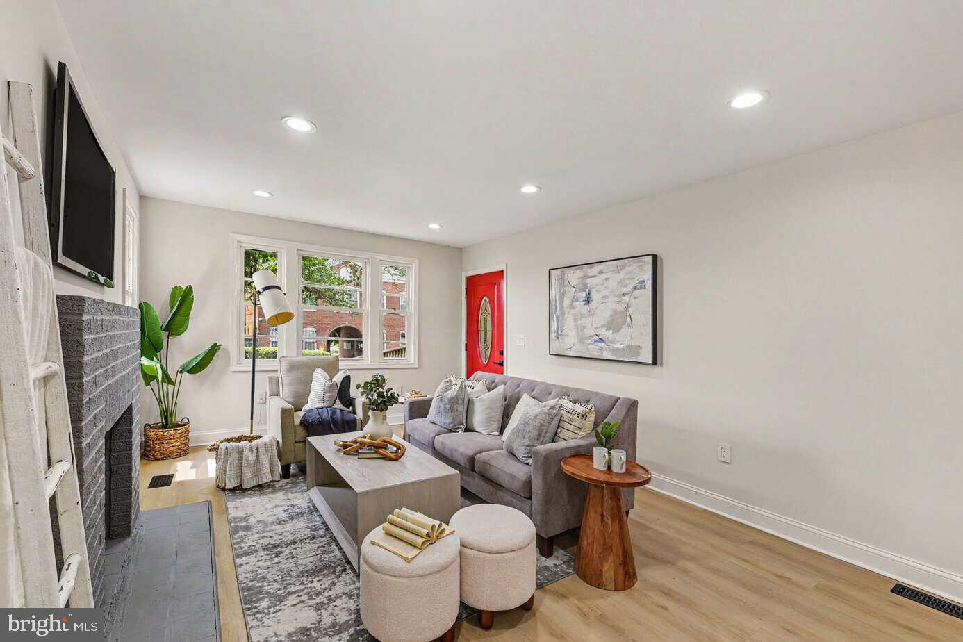 HAMILTON HEIGHTS - Residential