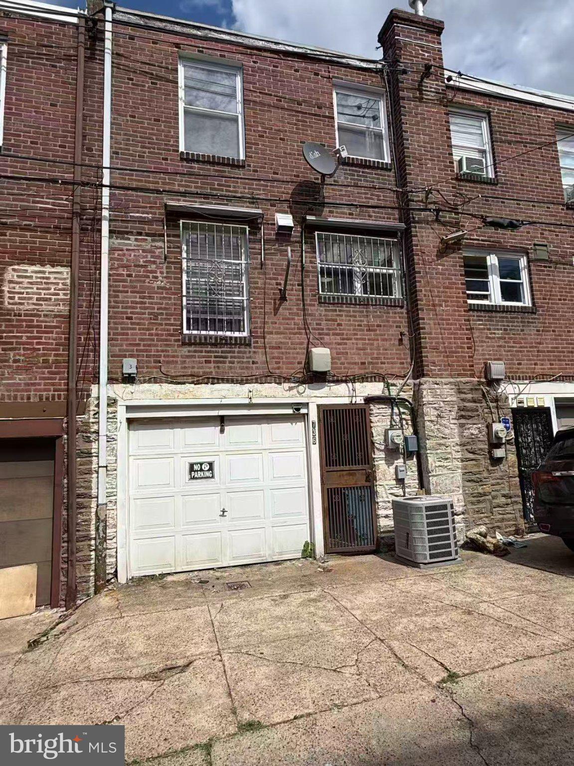 PHILADELPHIA - Residential