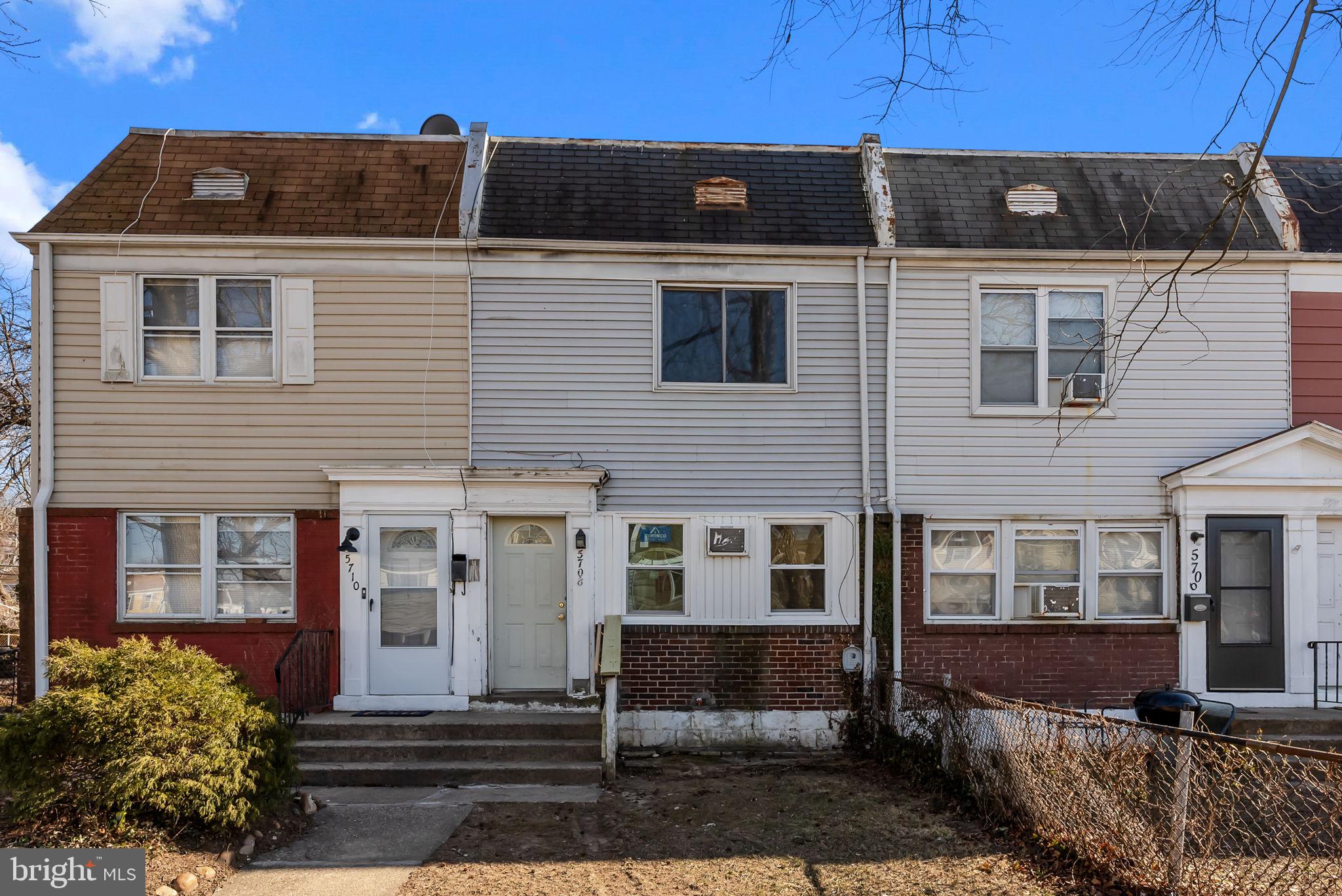 BLOOMSDALE GDNS - Residential