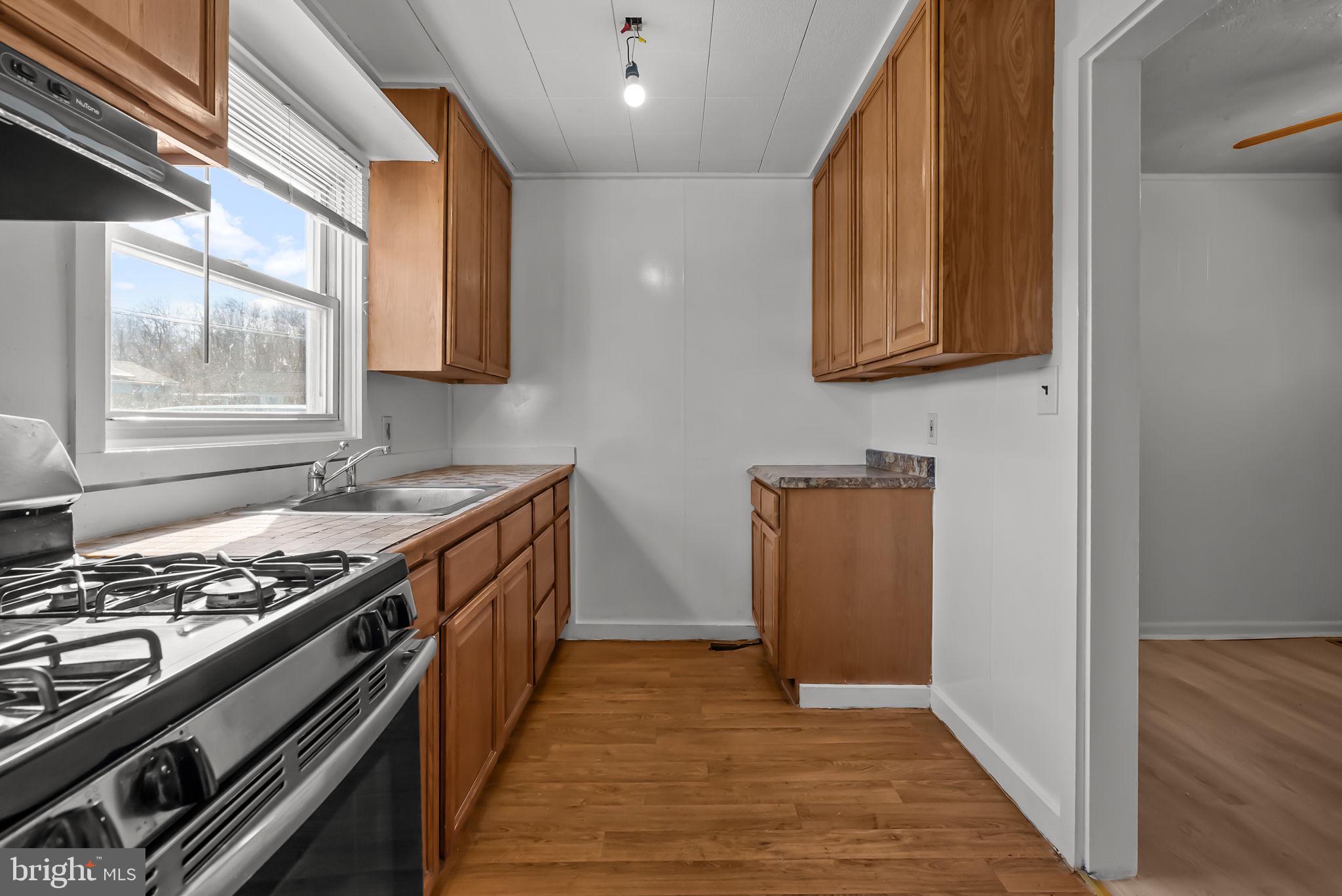 BLOOMSDALE GDNS - Residential