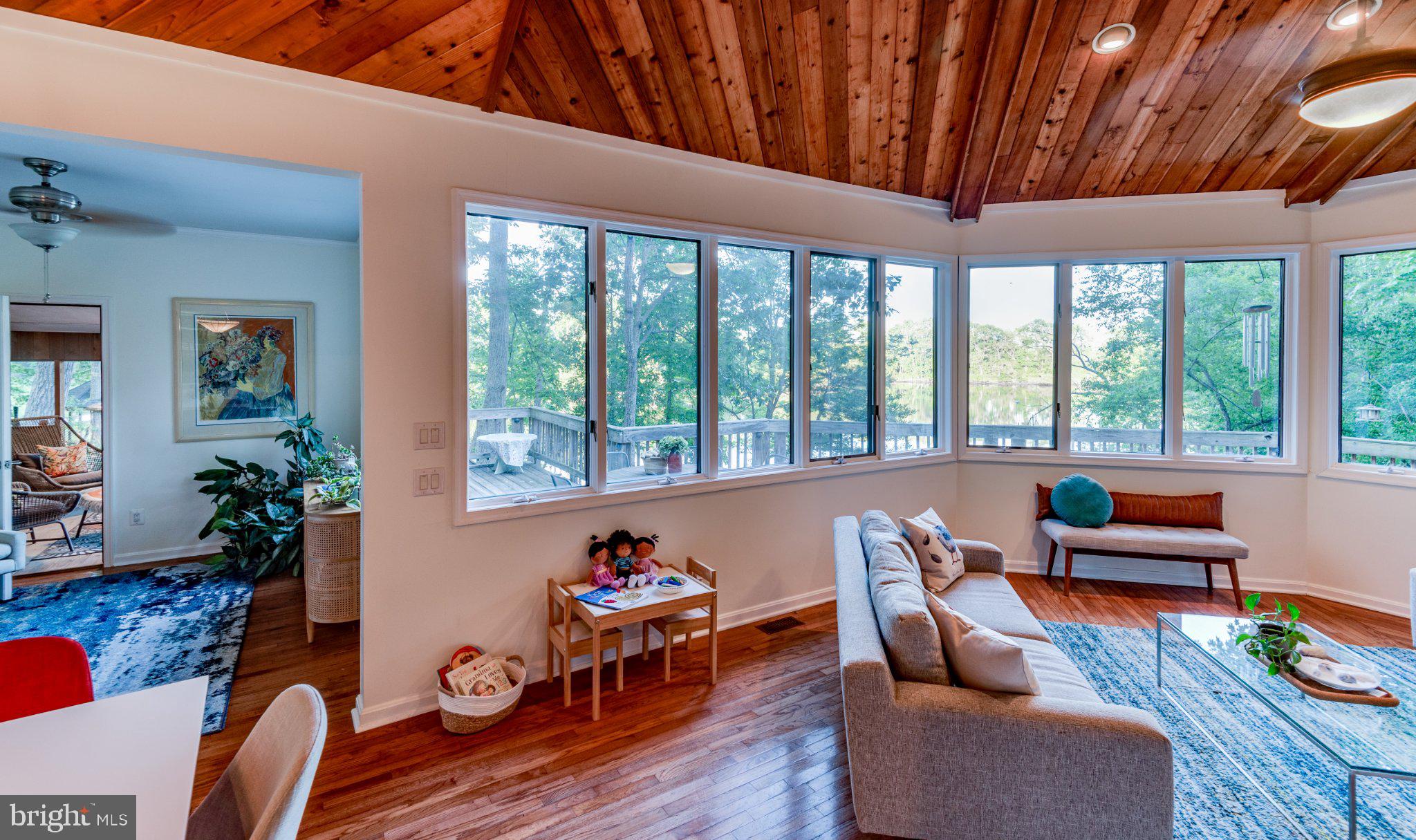 BRISCOE - Residential