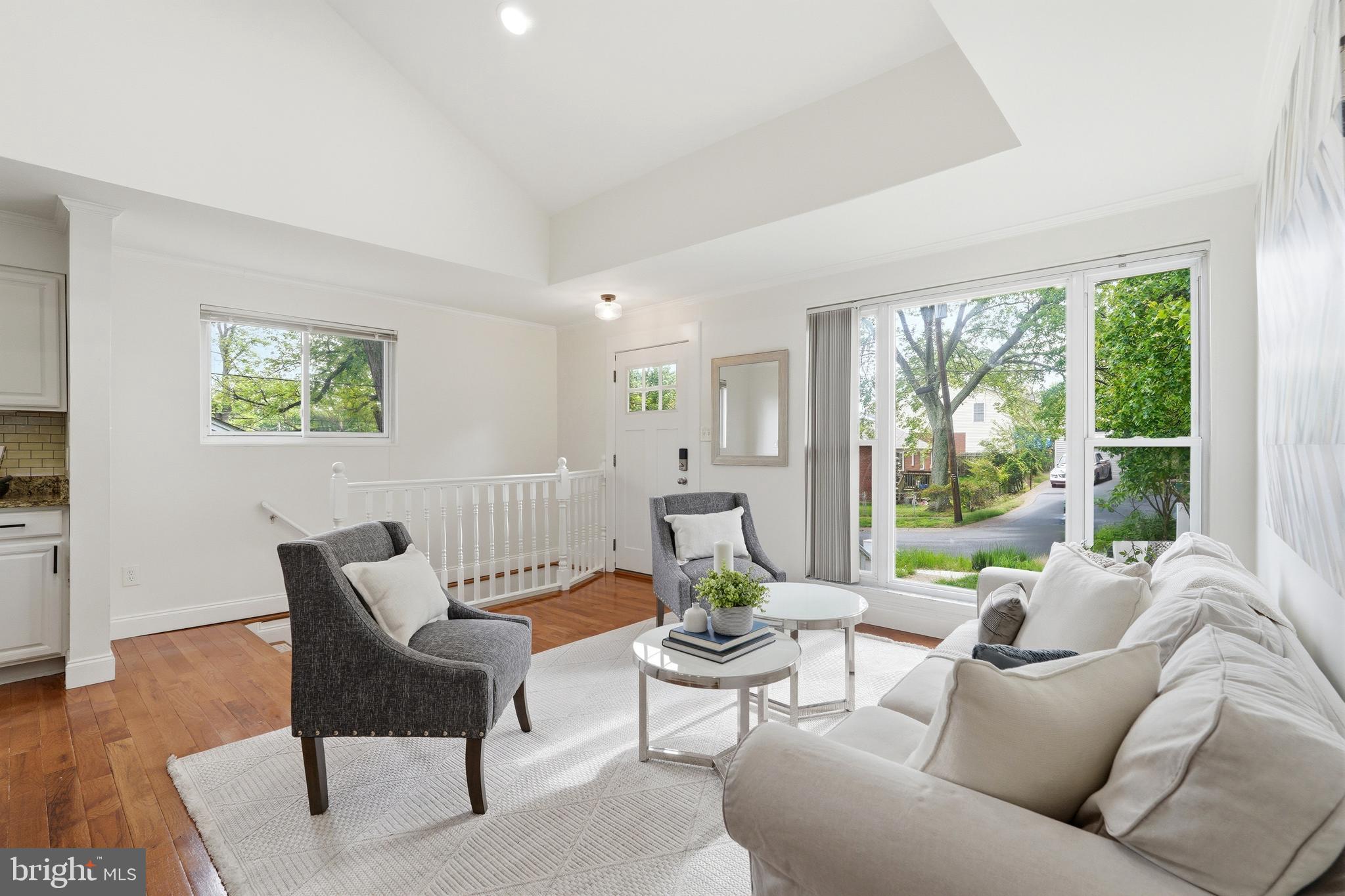 BURNT MILLS - Residential