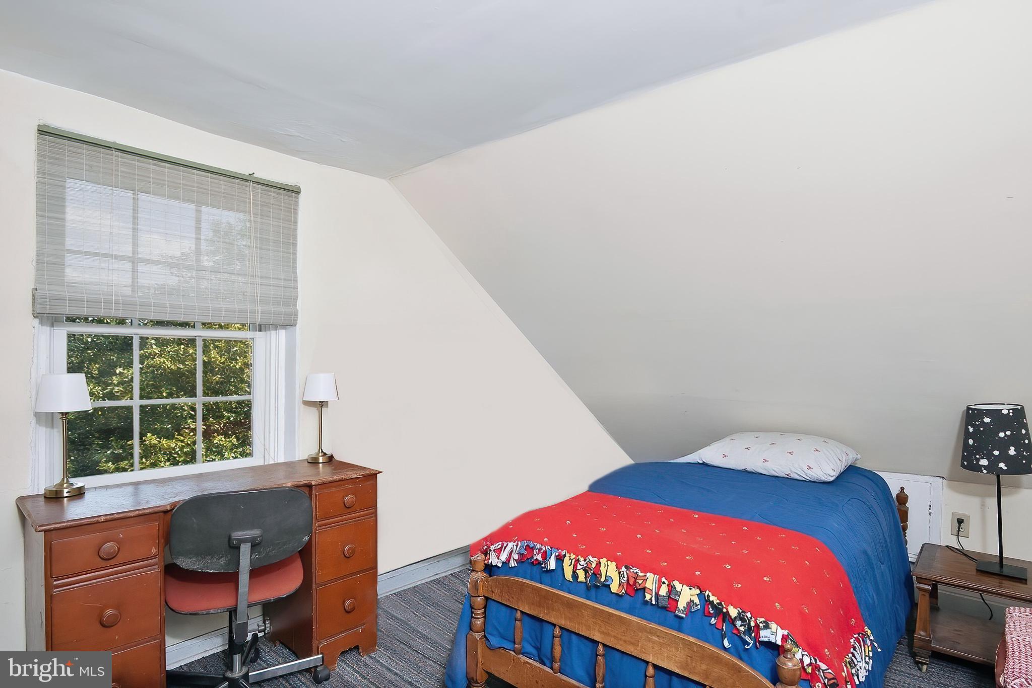 TOLCHESTER - Residential