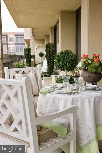 ALEXANDRIA HOUSE - Residential