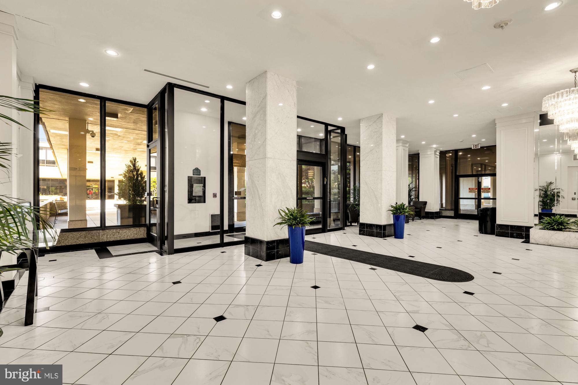 ALEXANDRIA HOUSE - Residential