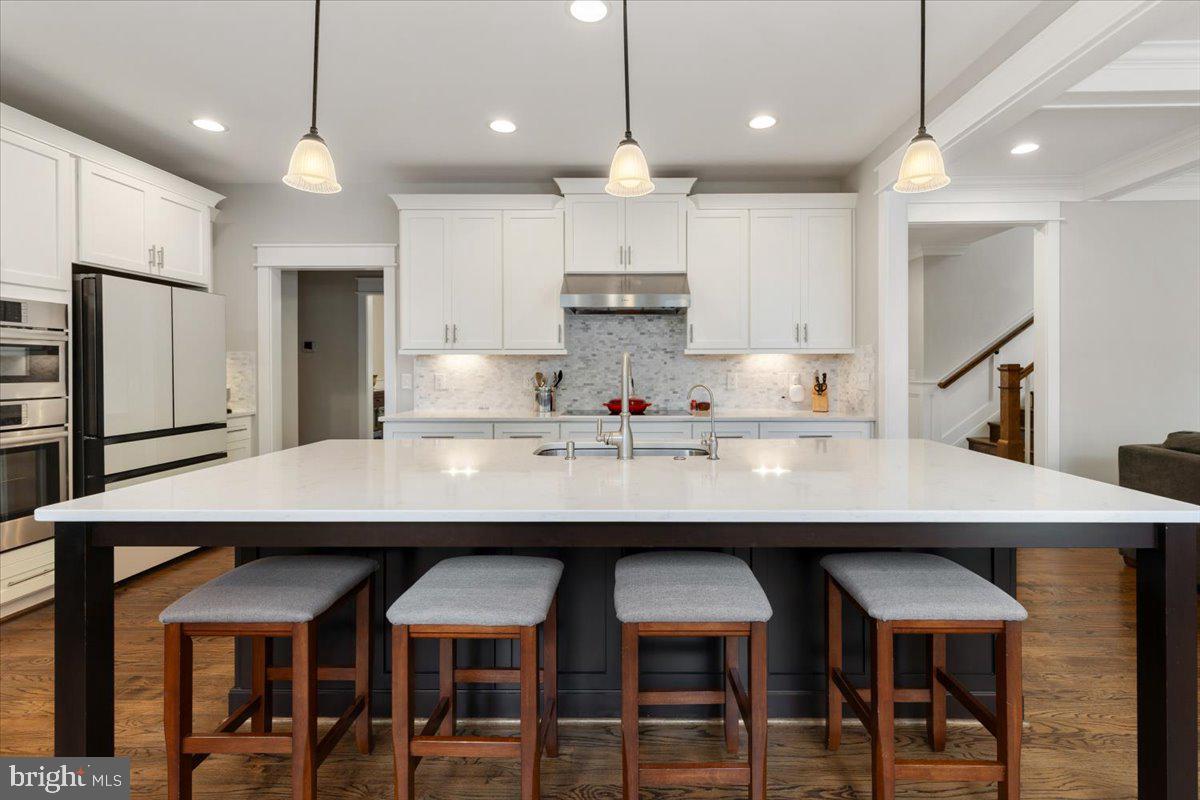 GRASS RIDGE - Residential