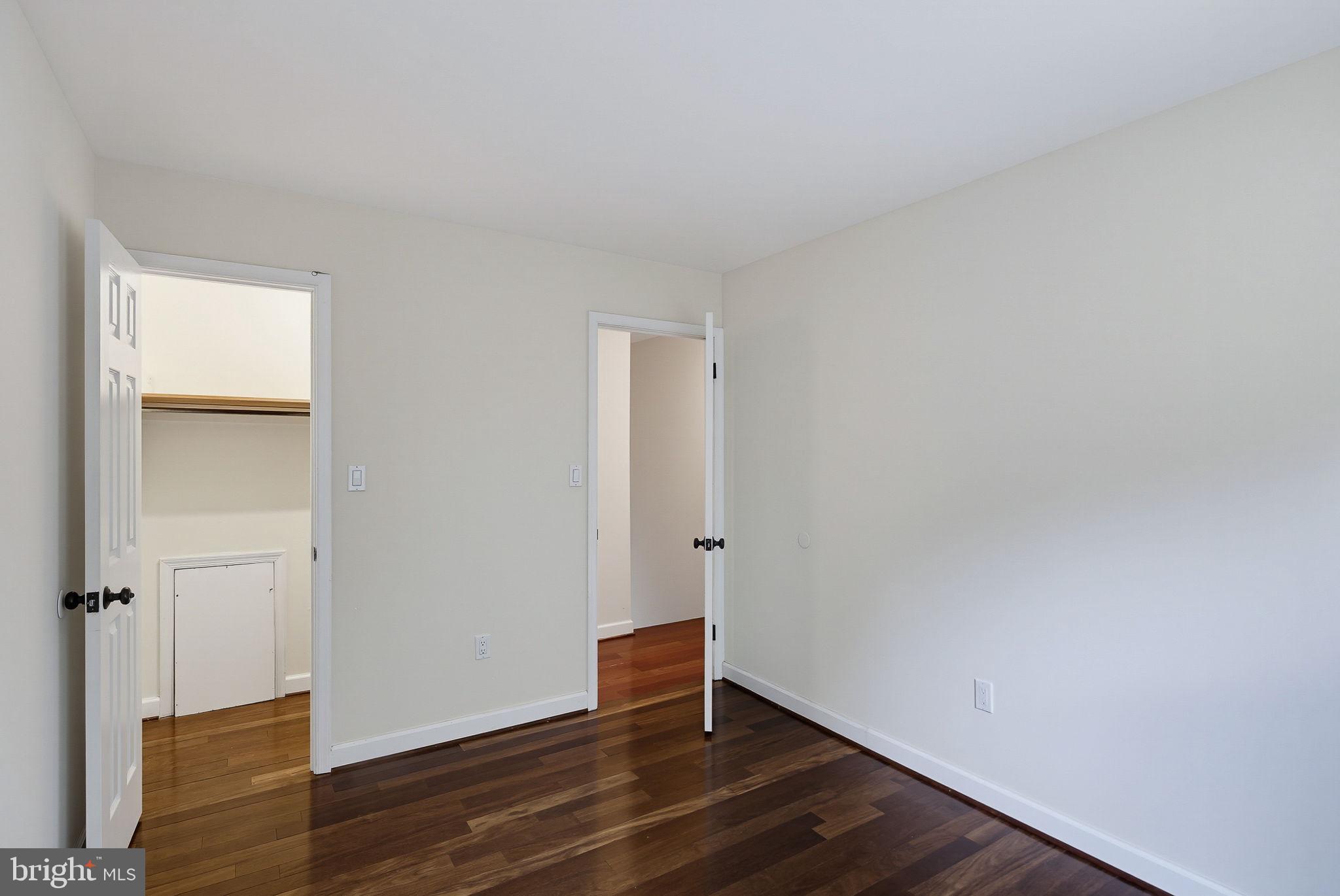 WATTS BRANCH MEADOWS - Residential
