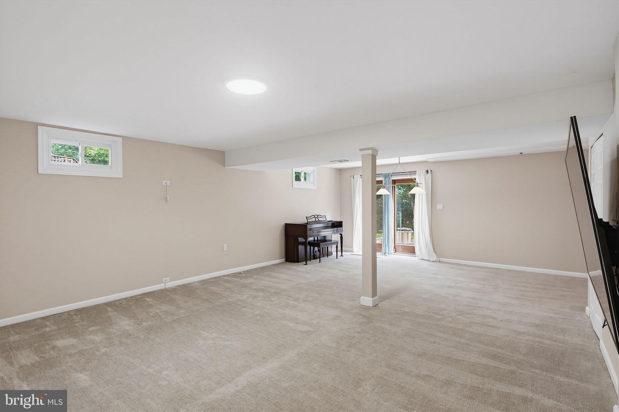 WATTS BRANCH MEADOWS - Residential