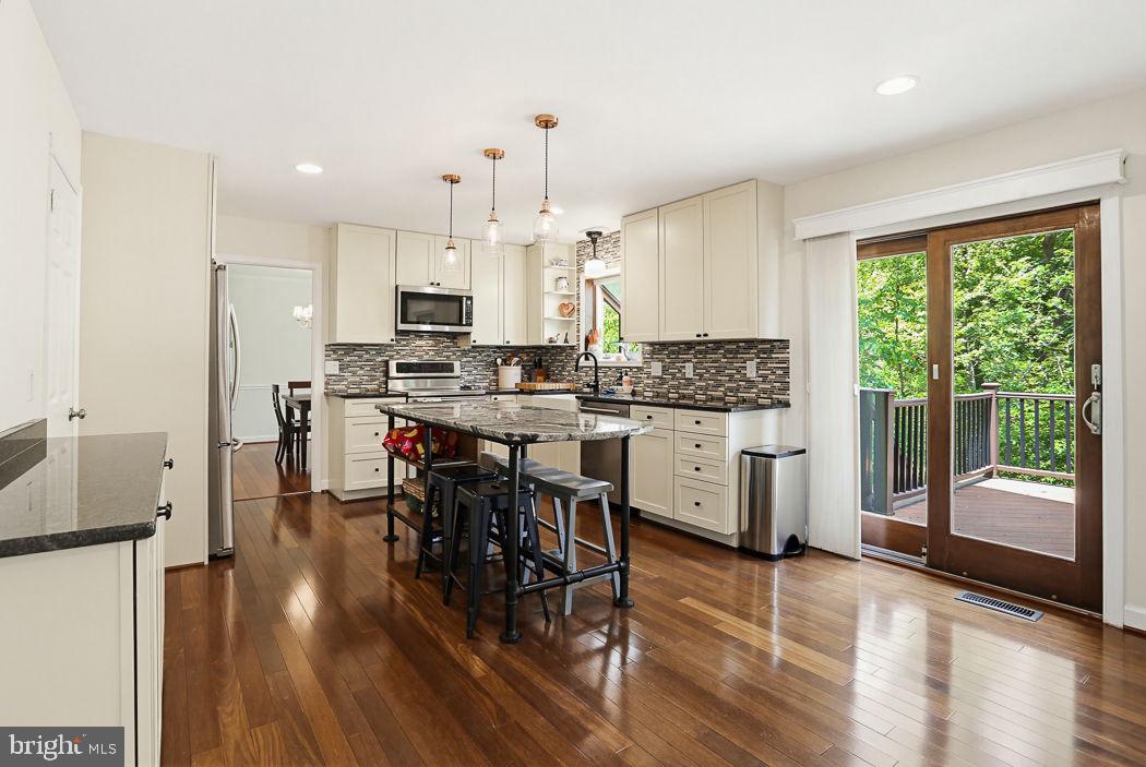 WATTS BRANCH MEADOWS - Residential
