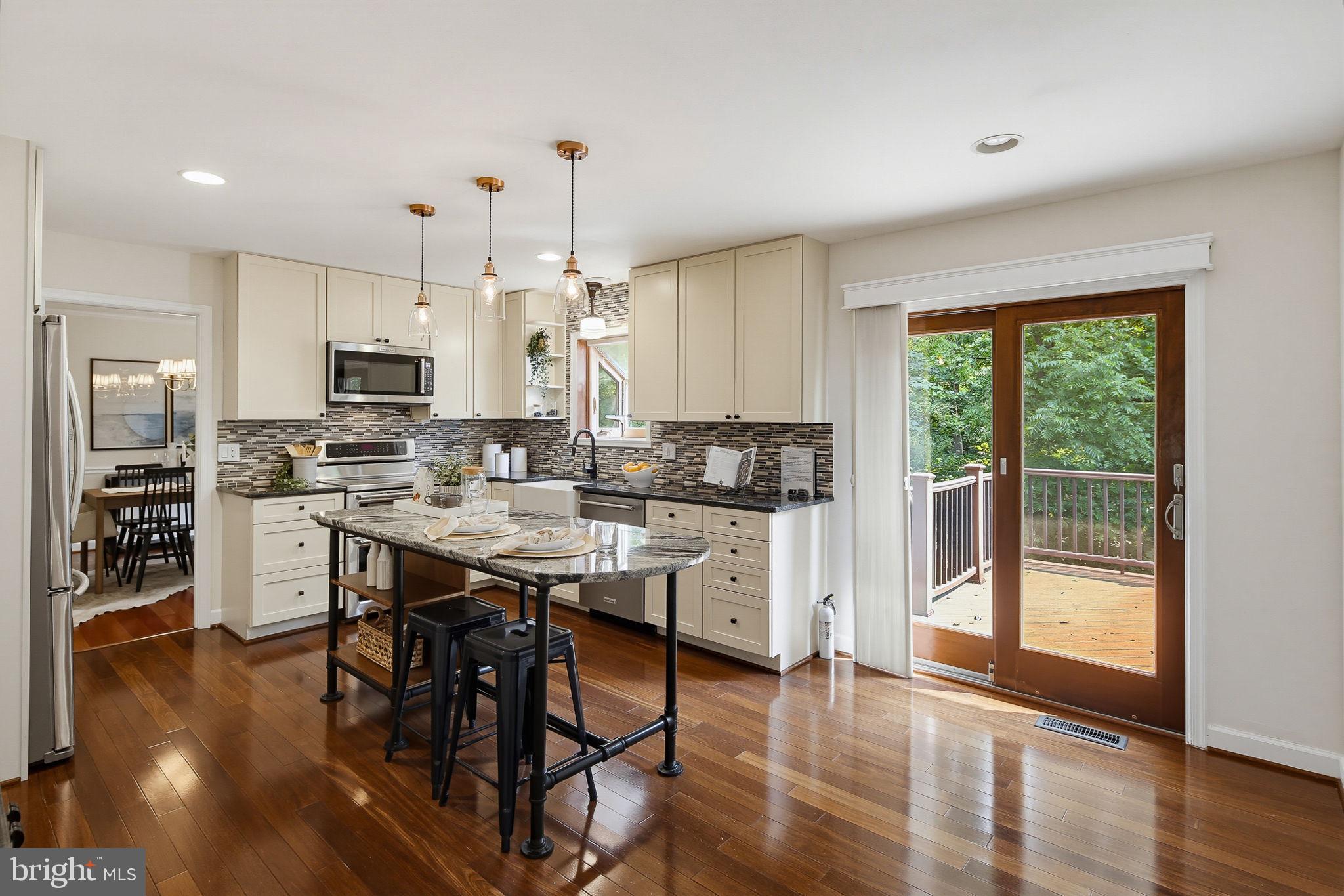 WATTS BRANCH MEADOWS - Residential