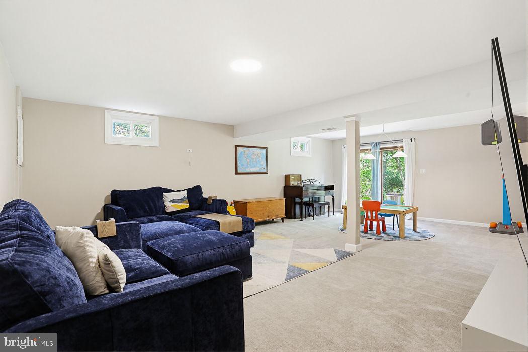 WATTS BRANCH MEADOWS - Residential