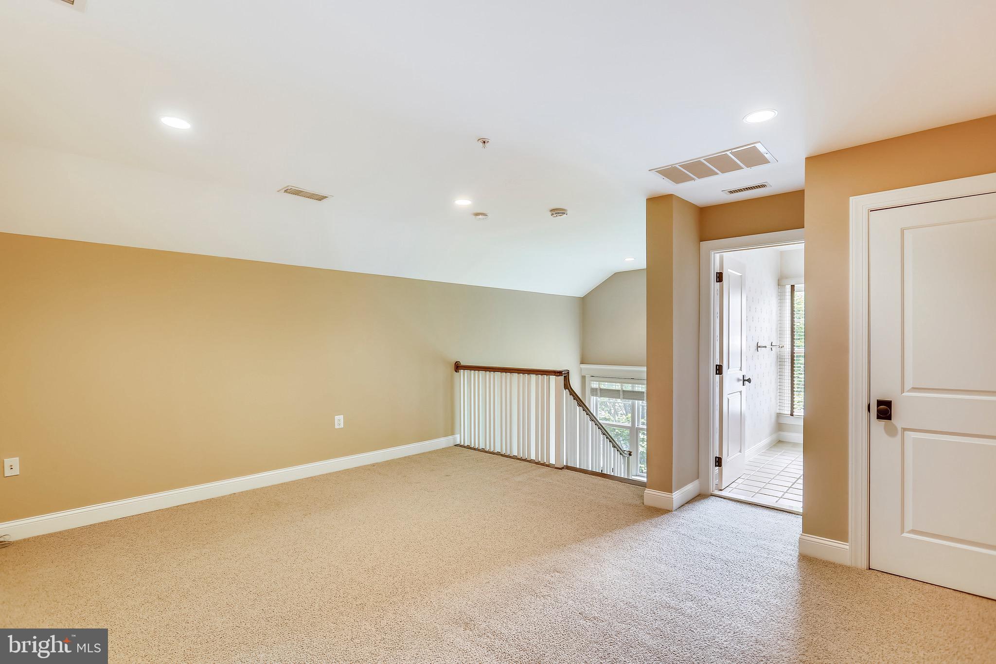 COLUMBIA FOREST - Residential