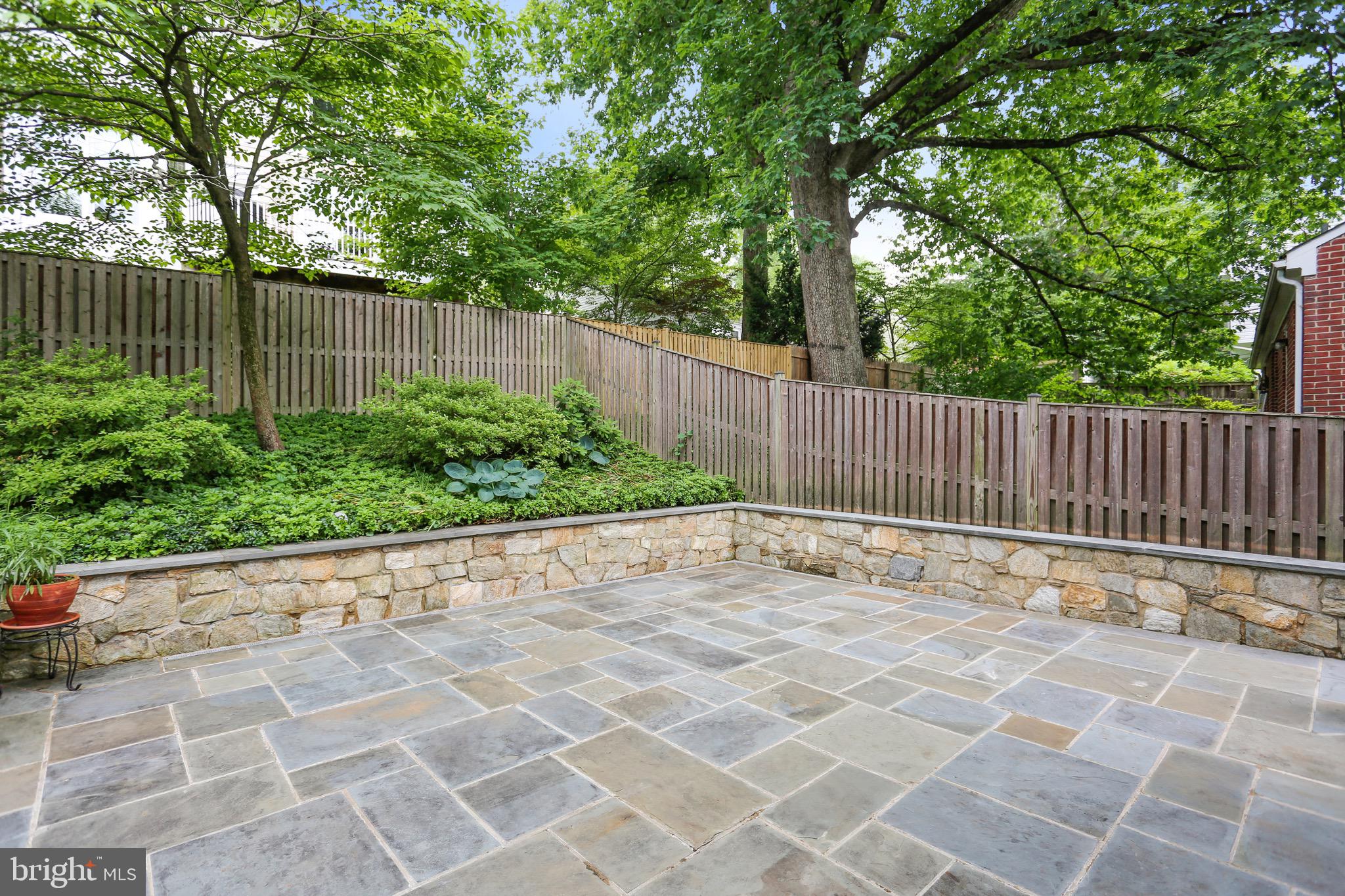 COLUMBIA FOREST - Residential