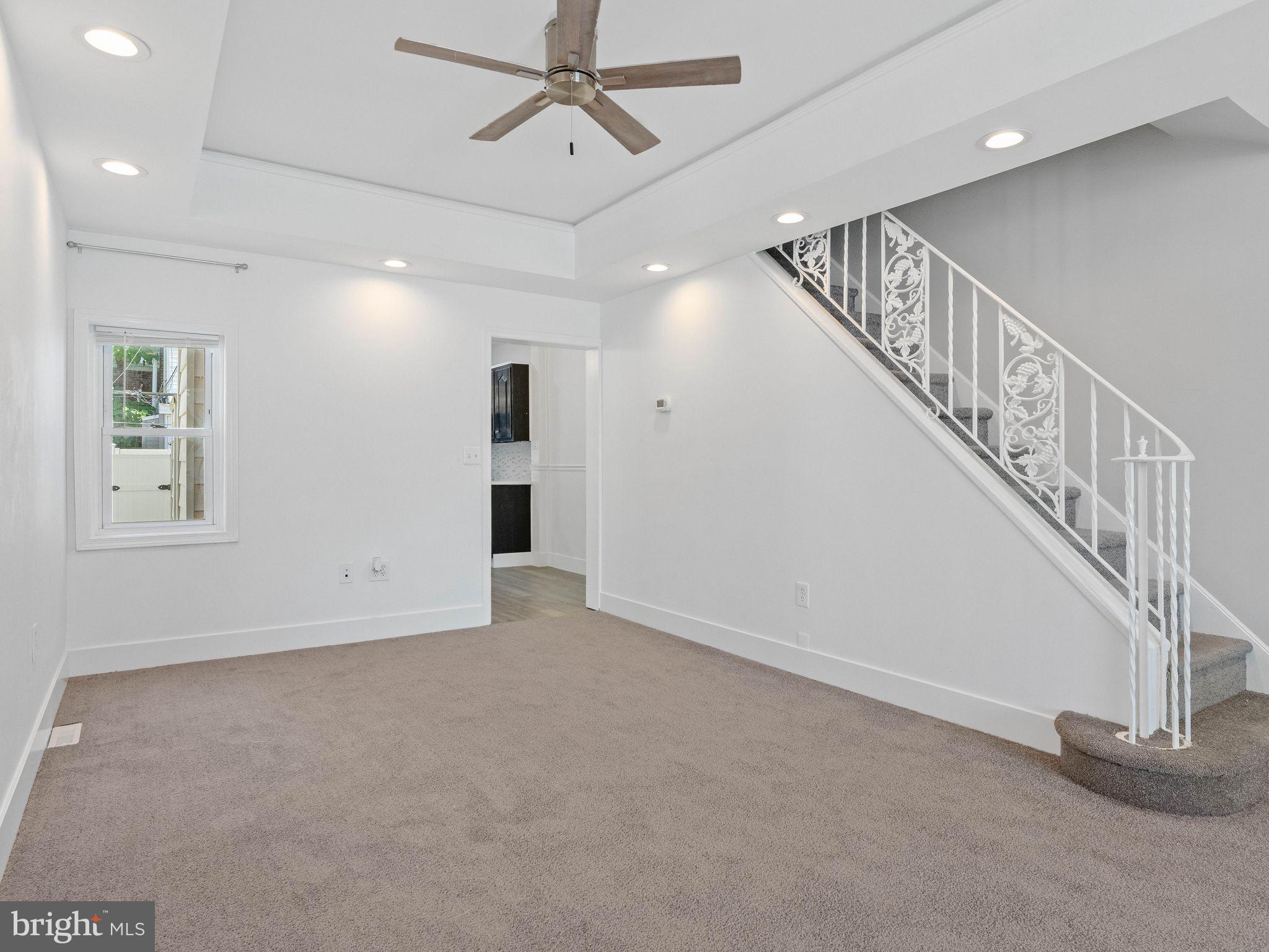 BRIDESBURG - Residential