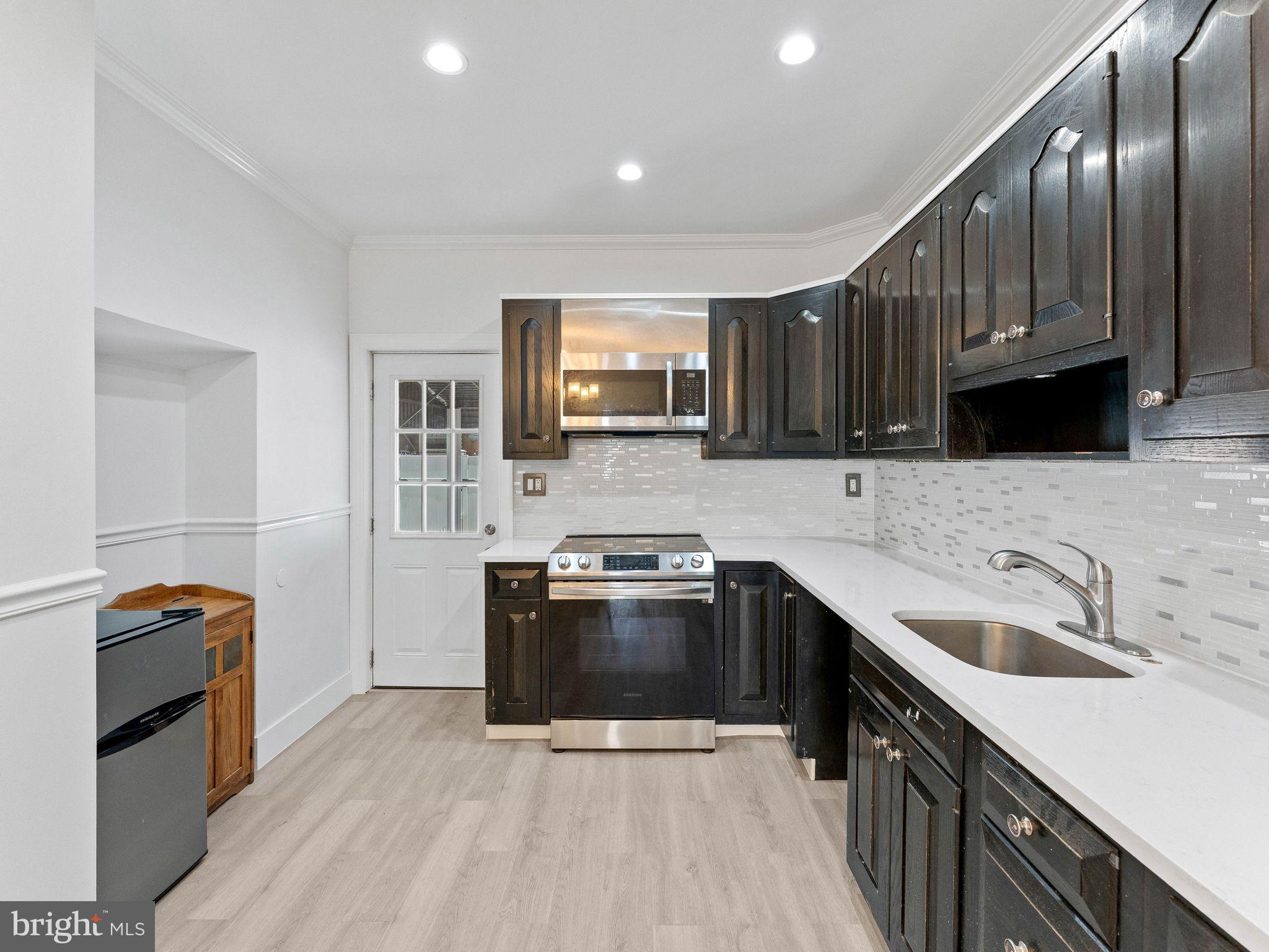 BRIDESBURG - Residential