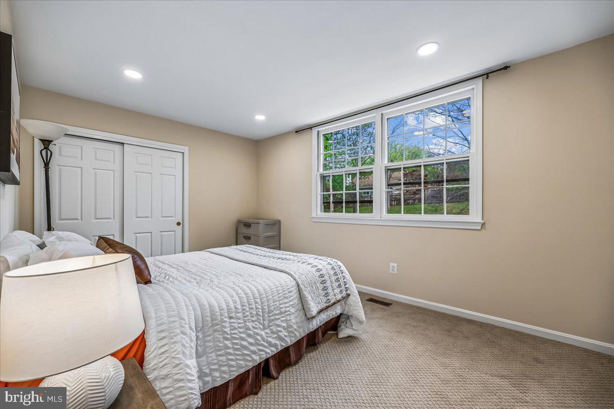 DUFIEF MILL BROOK - Residential