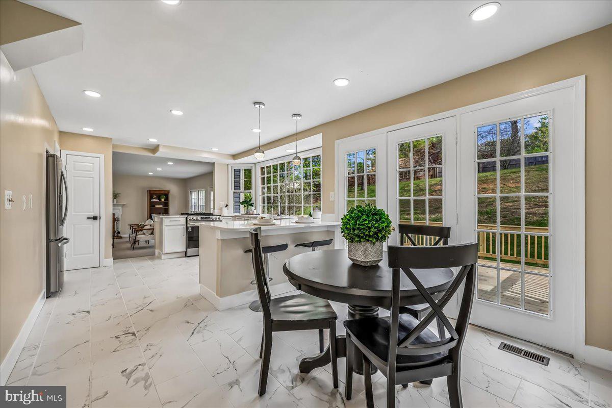 DUFIEF MILL BROOK - Residential