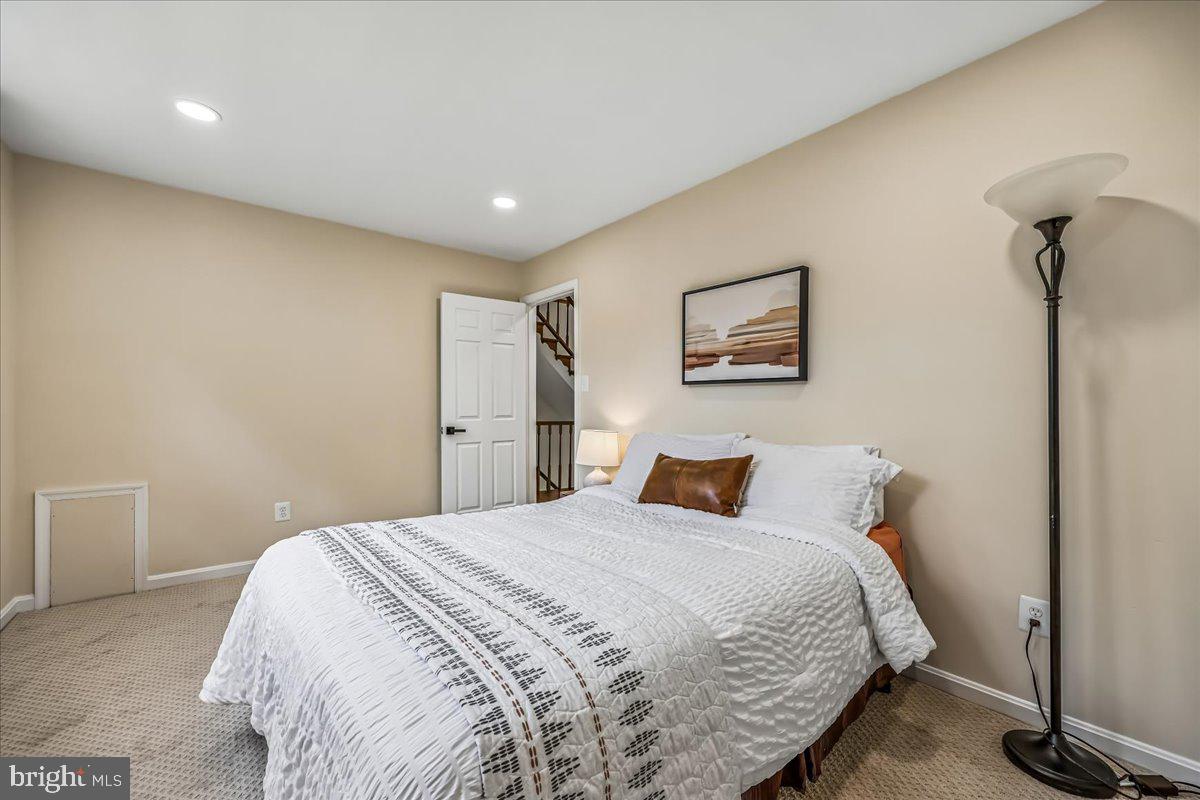 DUFIEF MILL BROOK - Residential