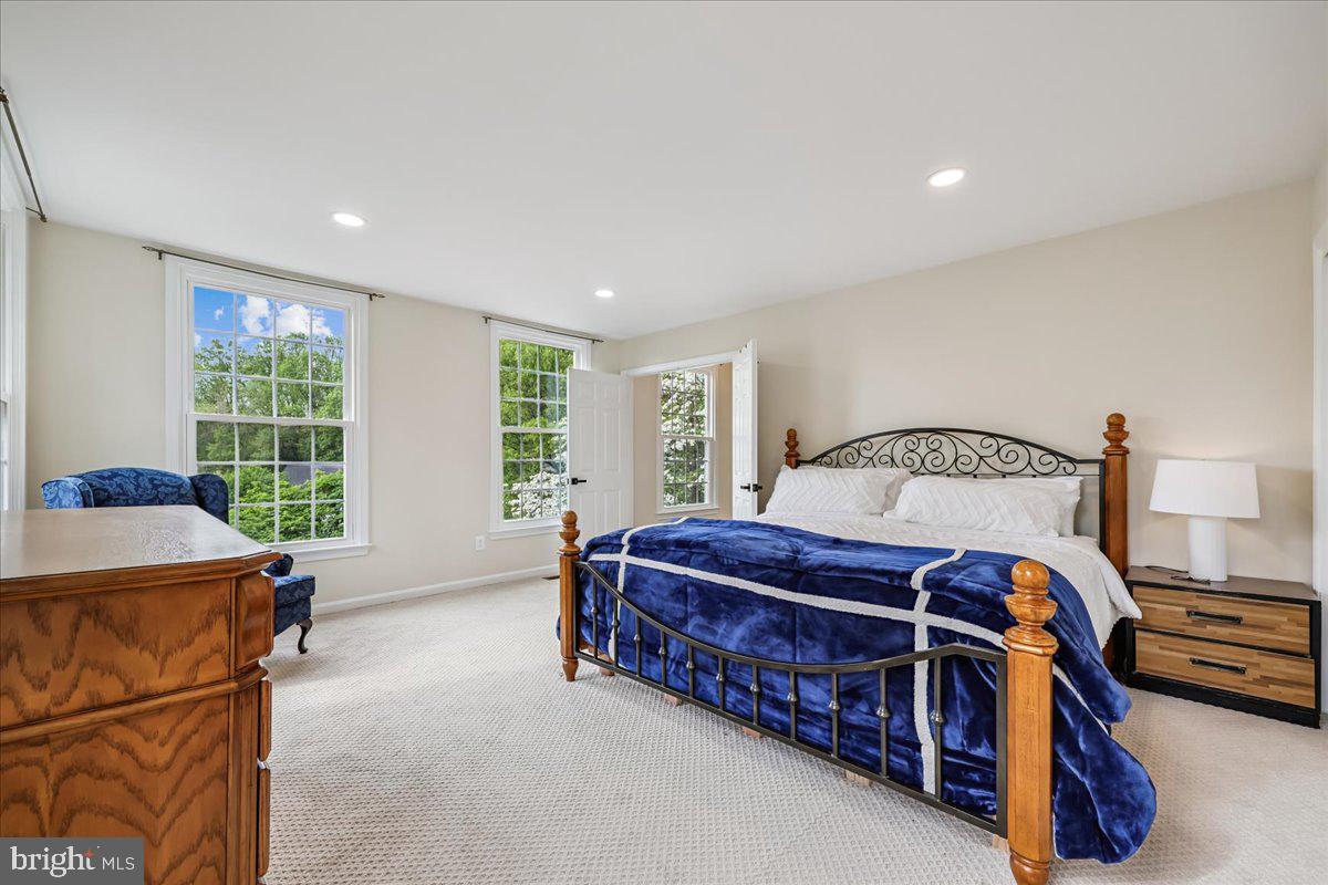 DUFIEF MILL BROOK - Residential