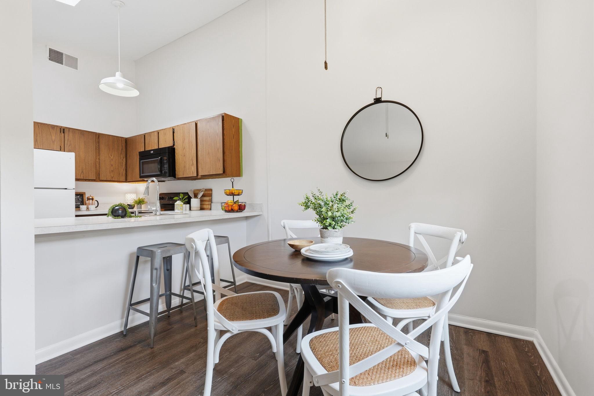 PARKWAY - Residential