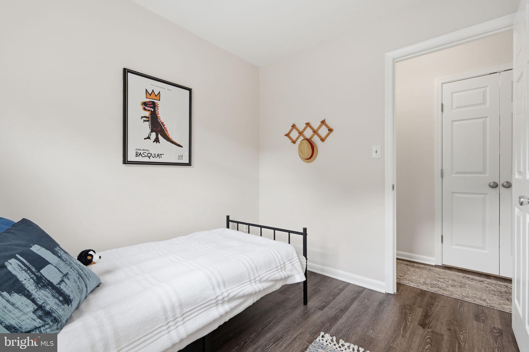 PARKWAY - Residential