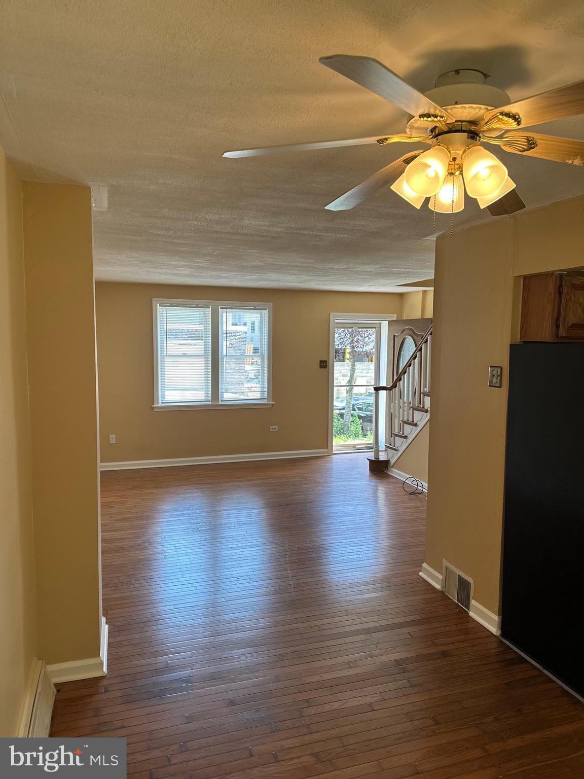 ROXBOROUGH - Residential