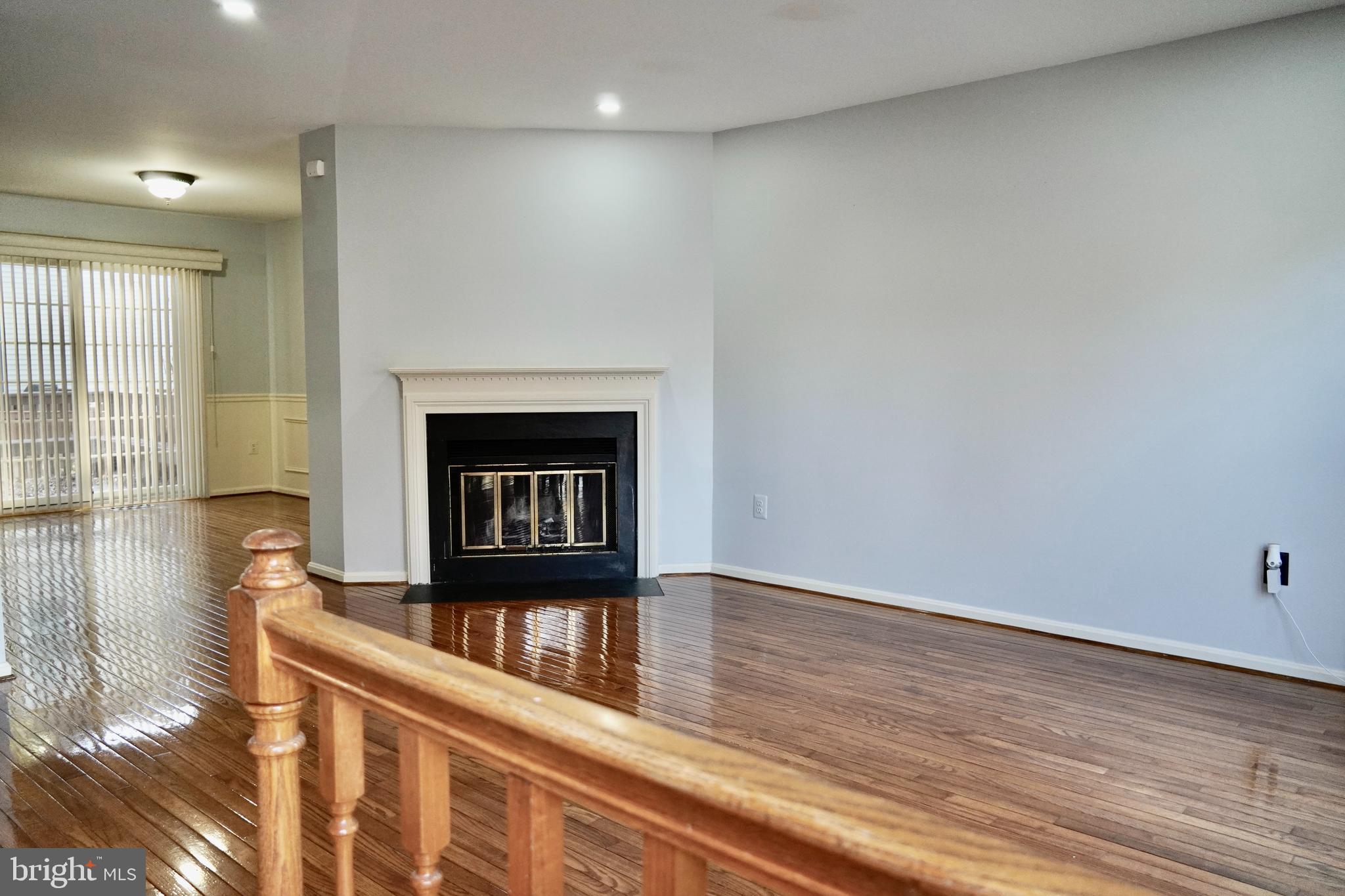 PRINCETON SQUARE - Residential Lease