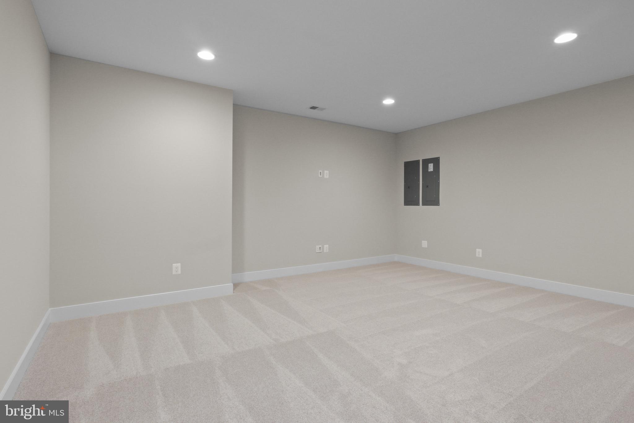 FOXVALE - Residential