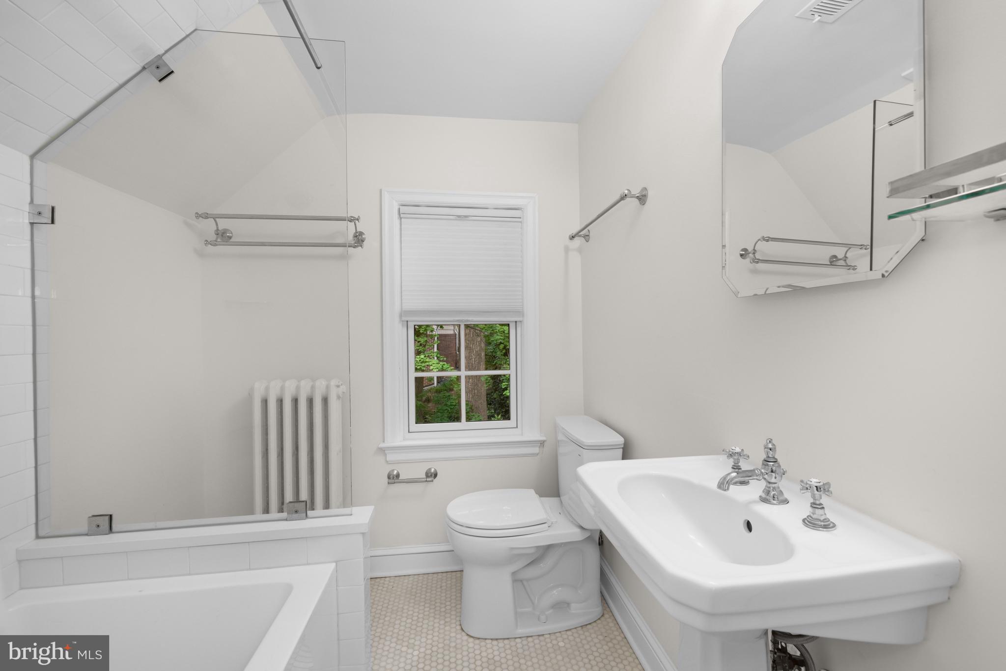 NORTH CLEVELAND PARK - Residential