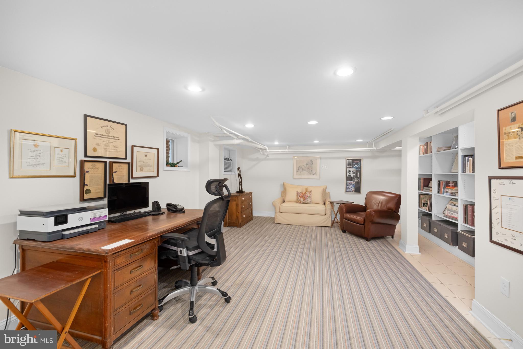 NORTH CLEVELAND PARK - Residential