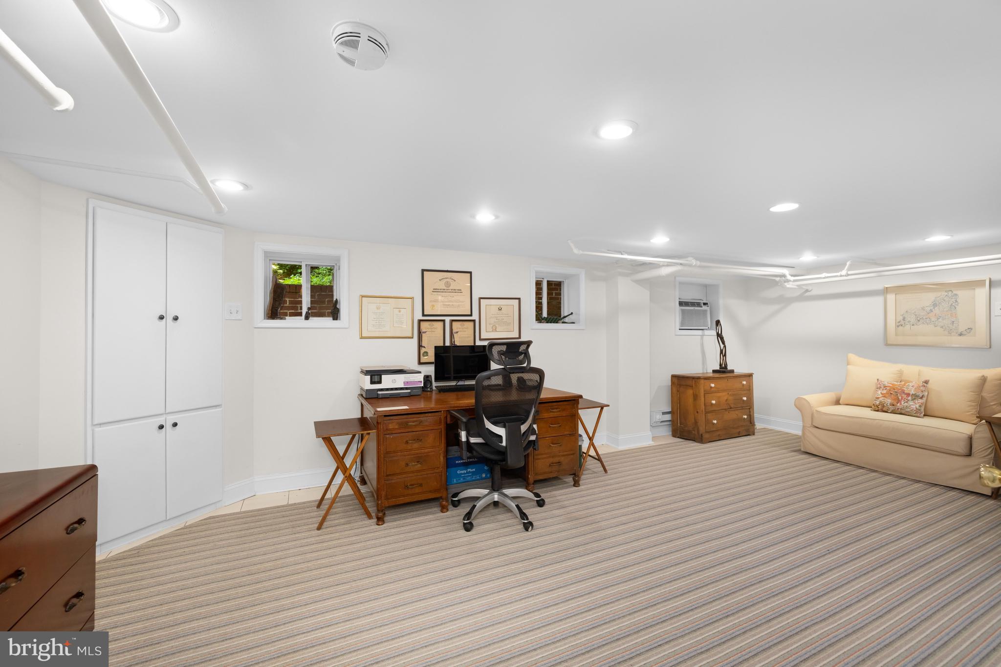NORTH CLEVELAND PARK - Residential