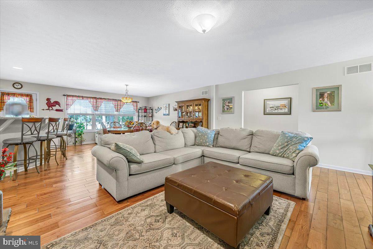 RAWLINGS HEIGHTS - Residential