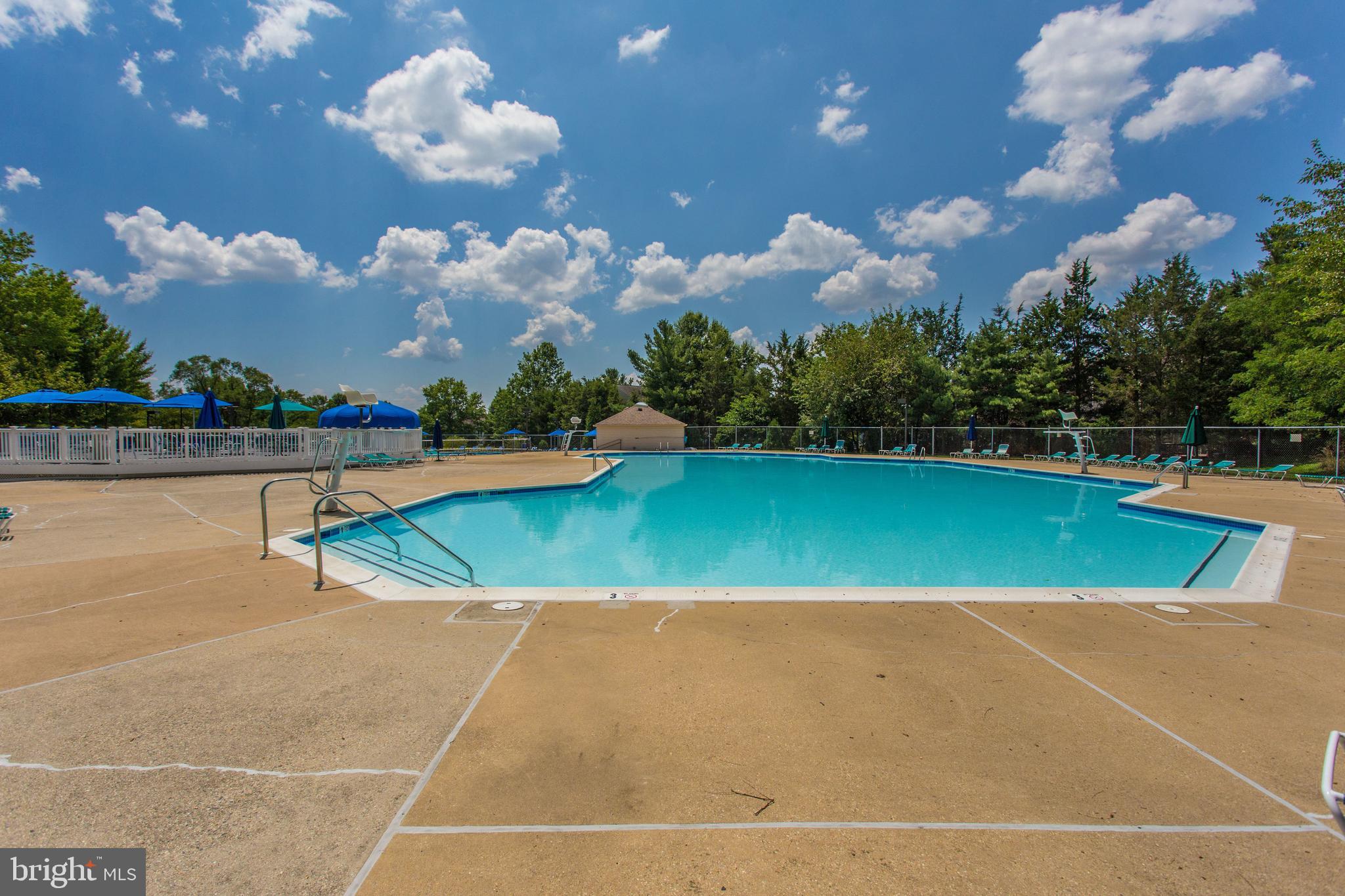SURREY AT MANCHESTER LAKES - Residential