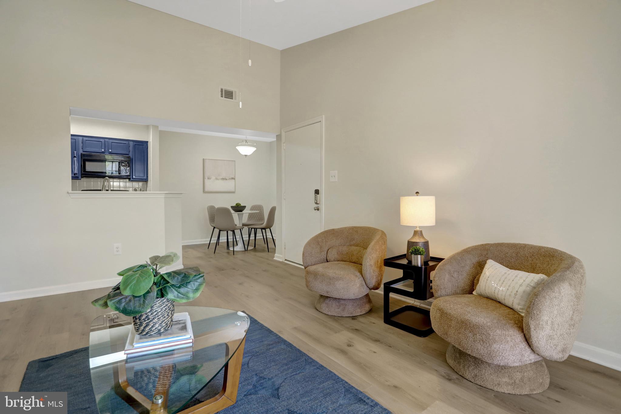 SURREY AT MANCHESTER LAKES - Residential