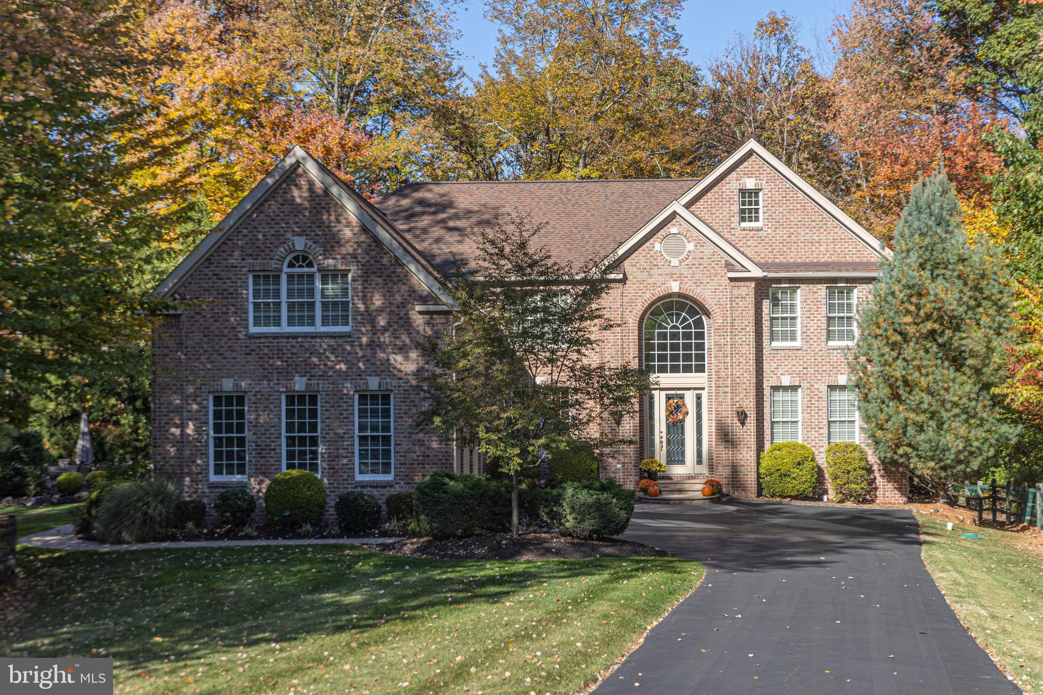 UPPER MOUNTAIN ESTS - Residential