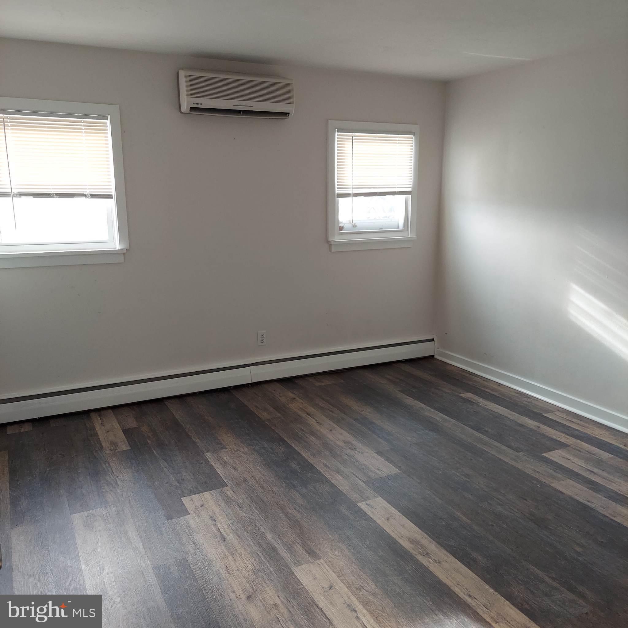 KING STREET AREA - Residential Lease