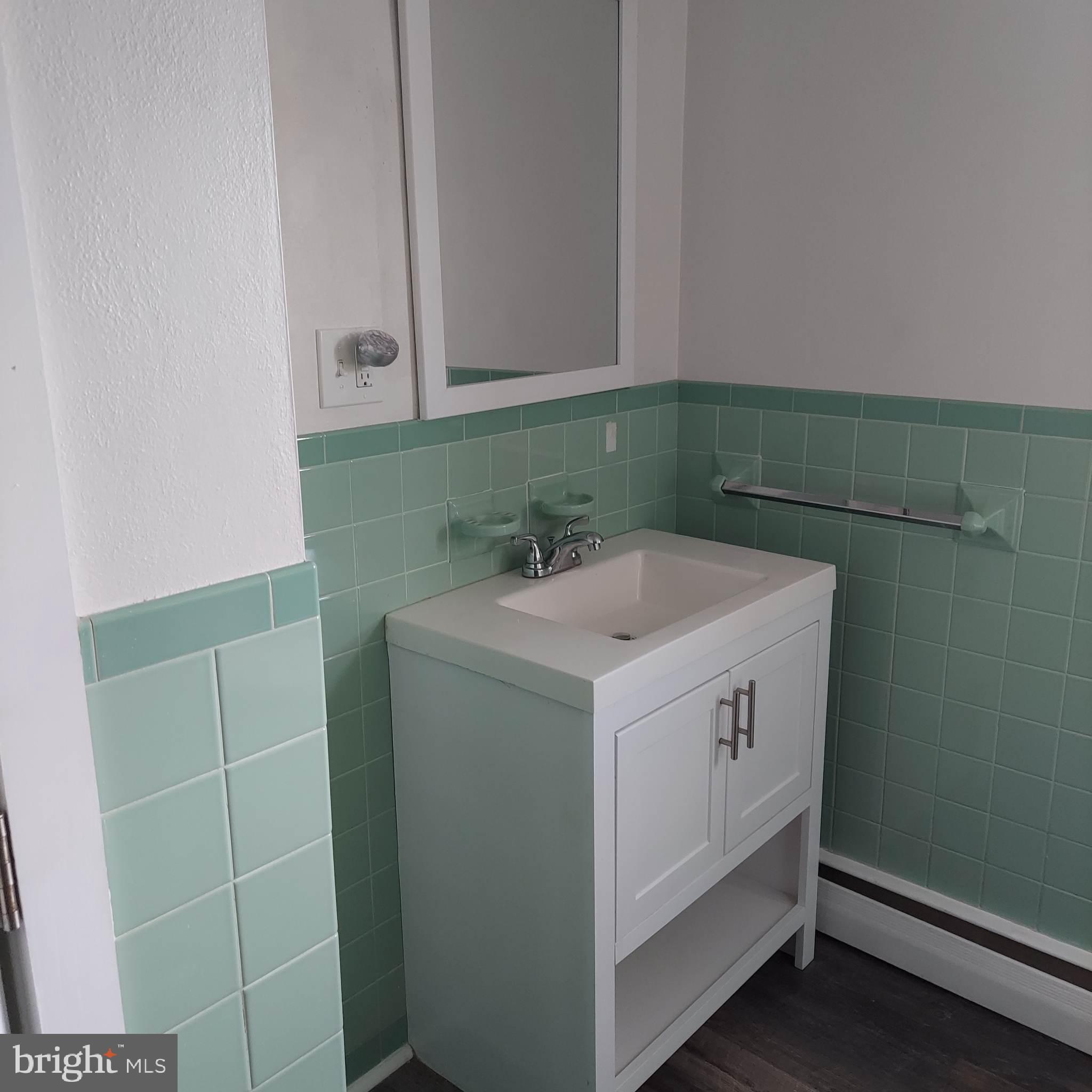 KING STREET AREA - Residential Lease