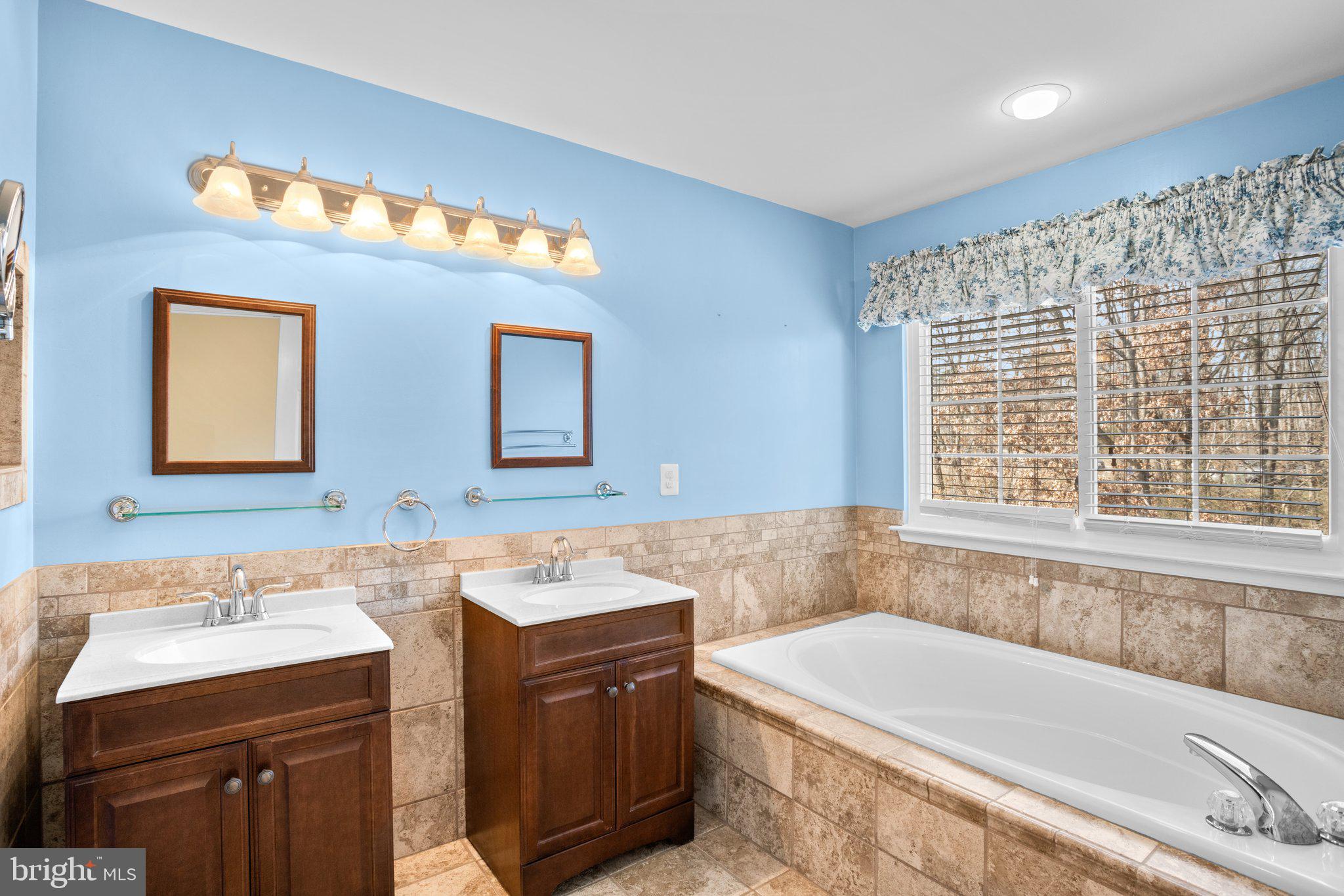 WILLOWOOD - Residential Lease