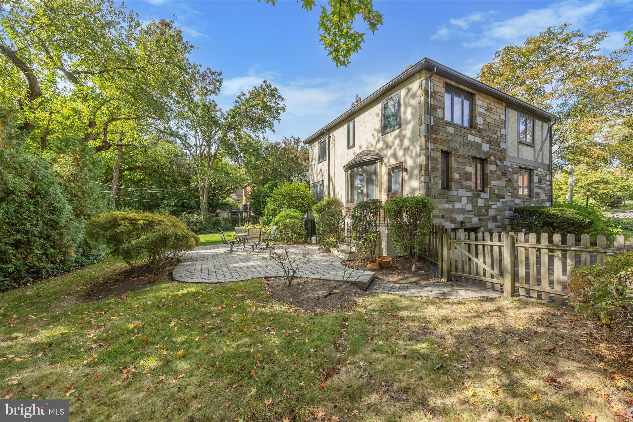 WYNNEWOOD - Residential
