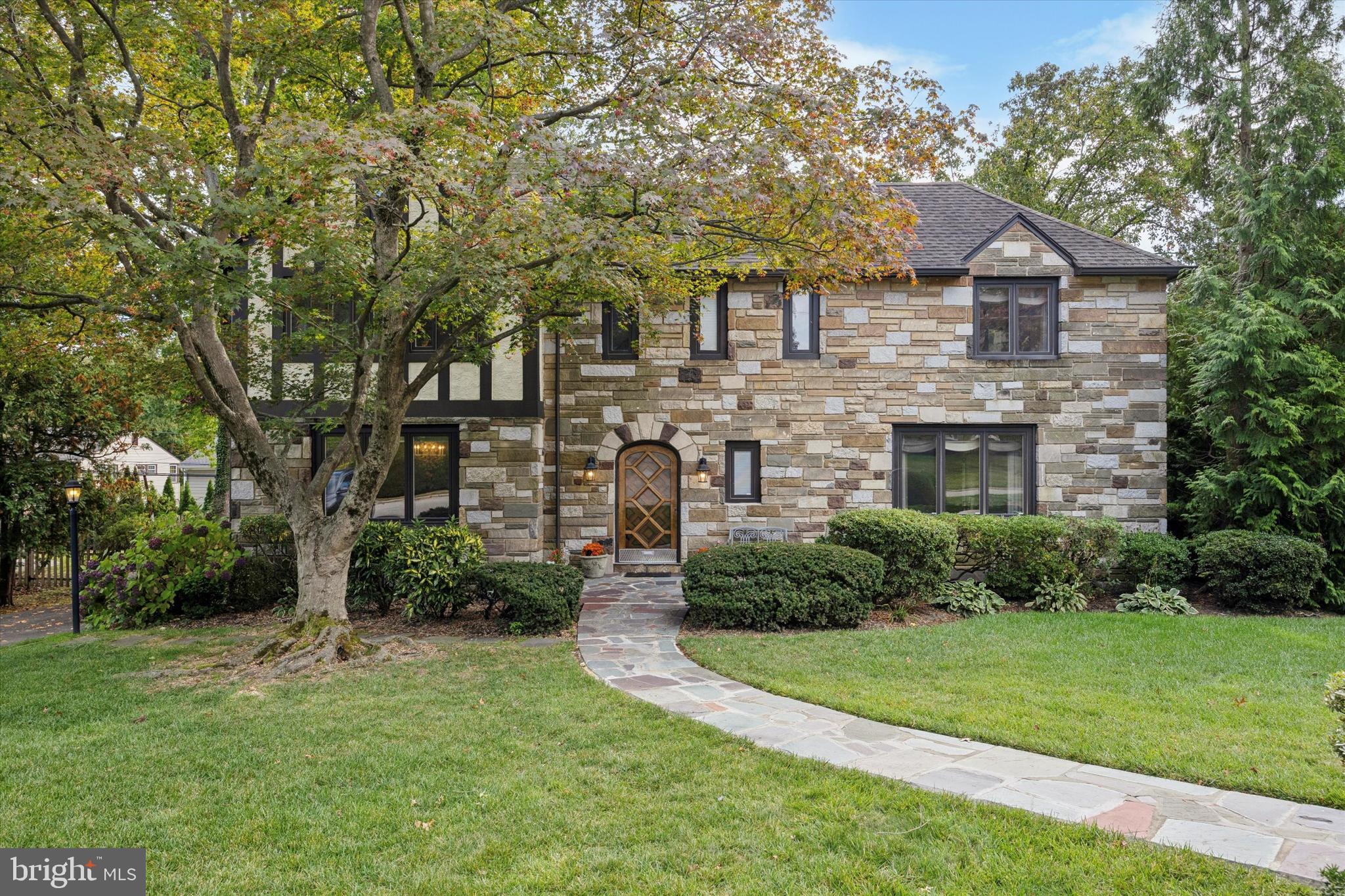 WYNNEWOOD - Residential