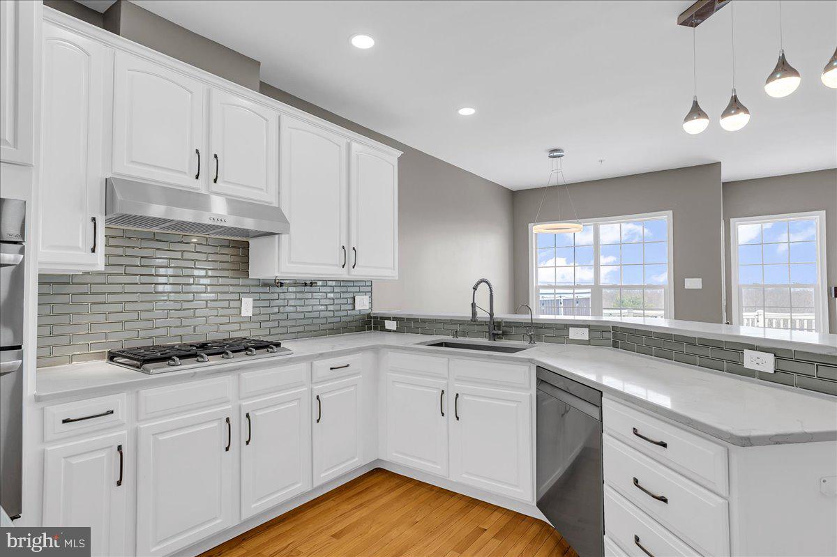WHITELAND WOODS - Residential