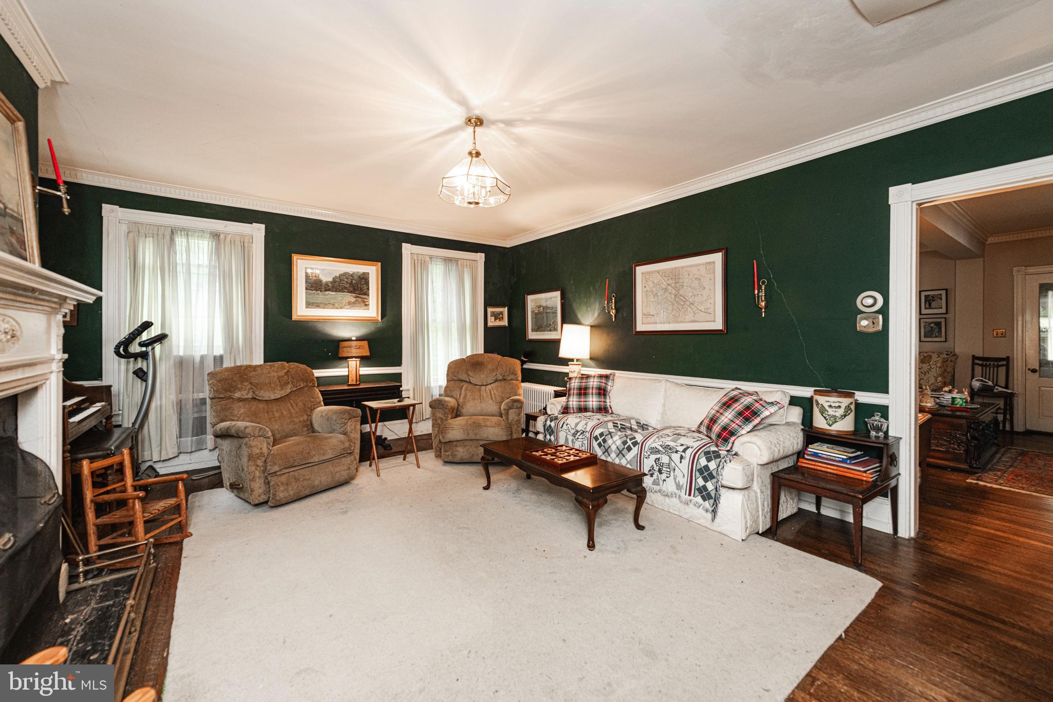 SOUTH WAYNE - Residential