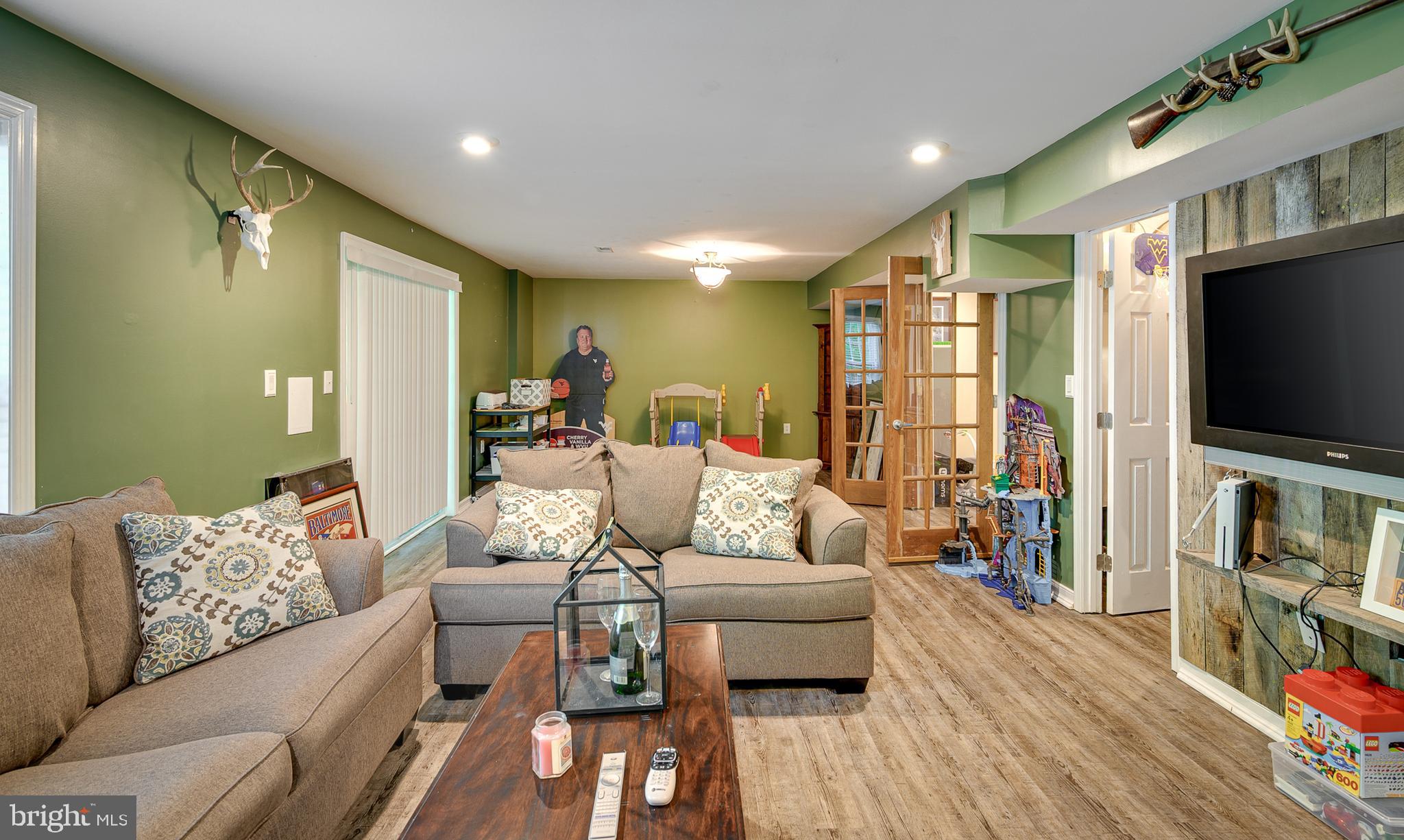 MIDDLE CREEK - Residential