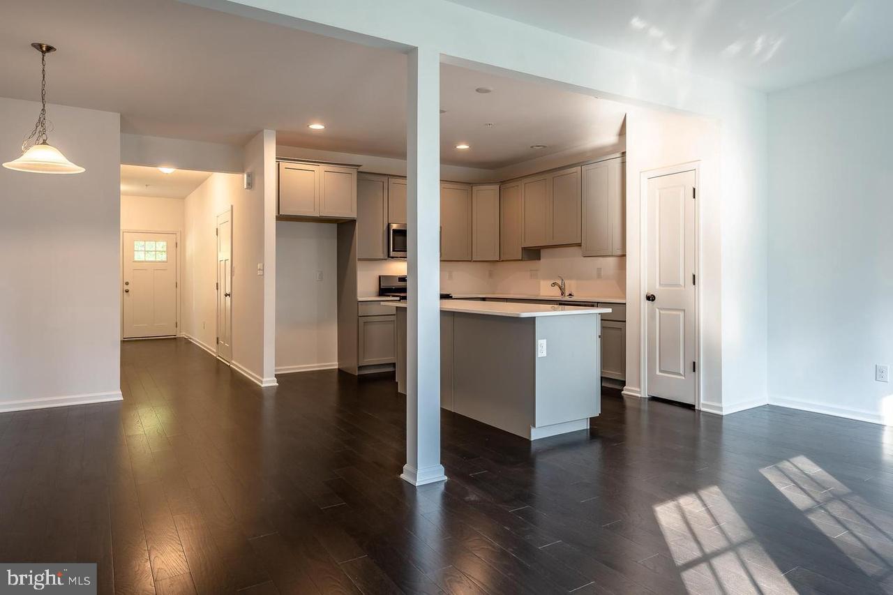 ENCLAVE AT BELL TAVERN - Residential Lease