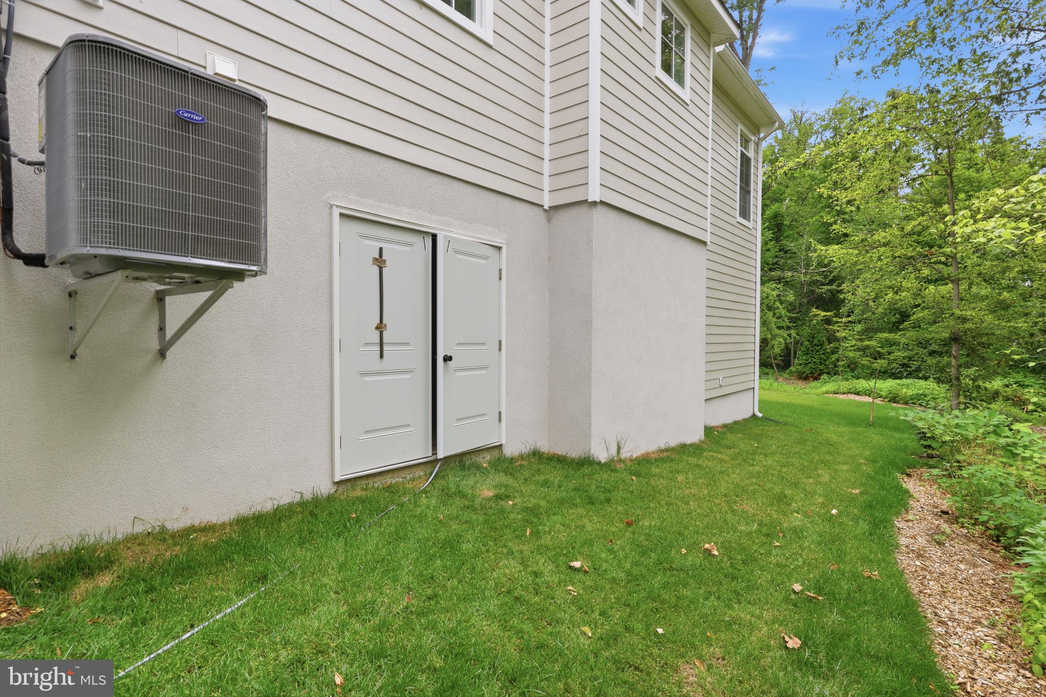 DOYLESTOWN - Residential