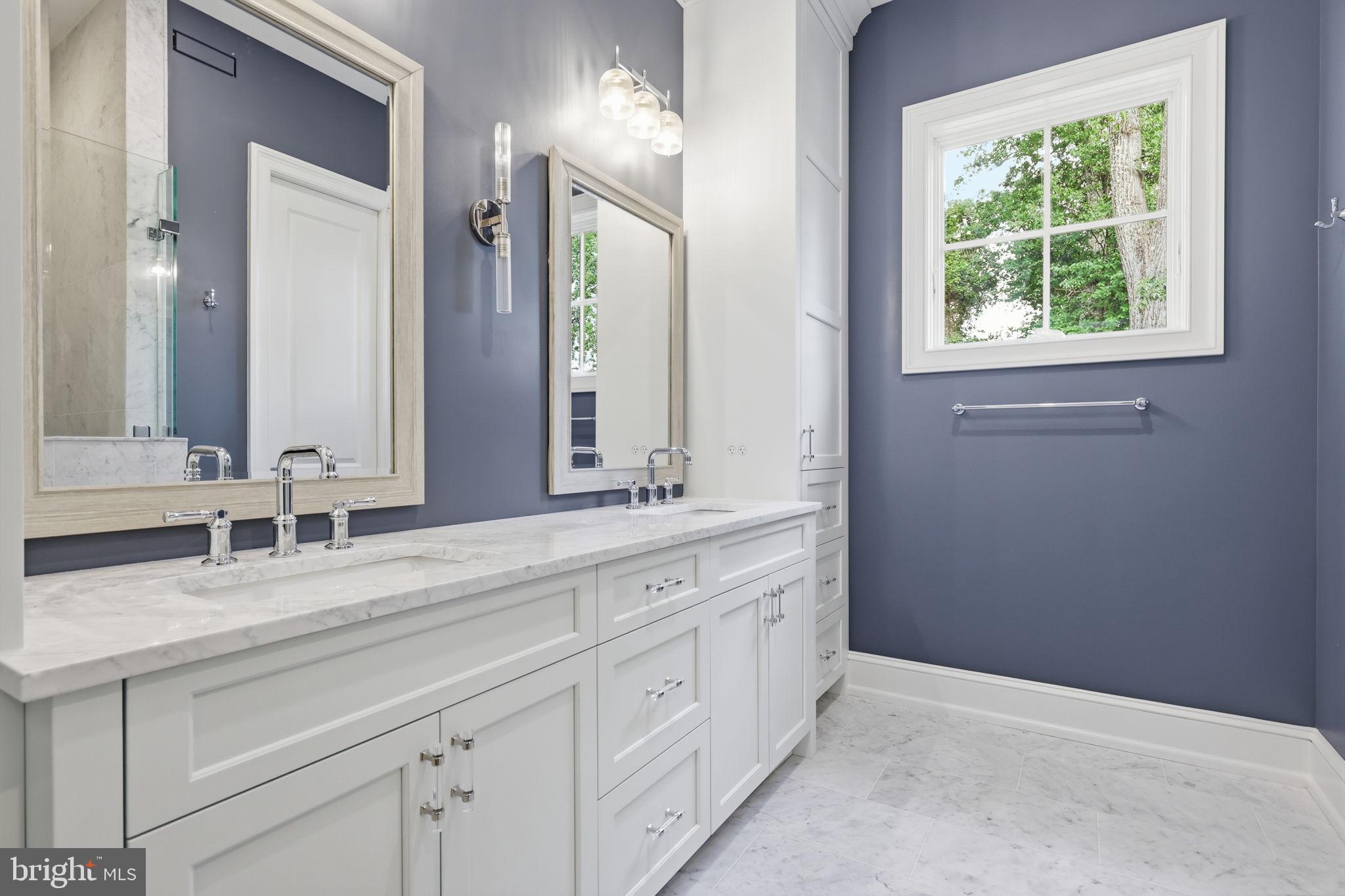 DOYLESTOWN - Residential