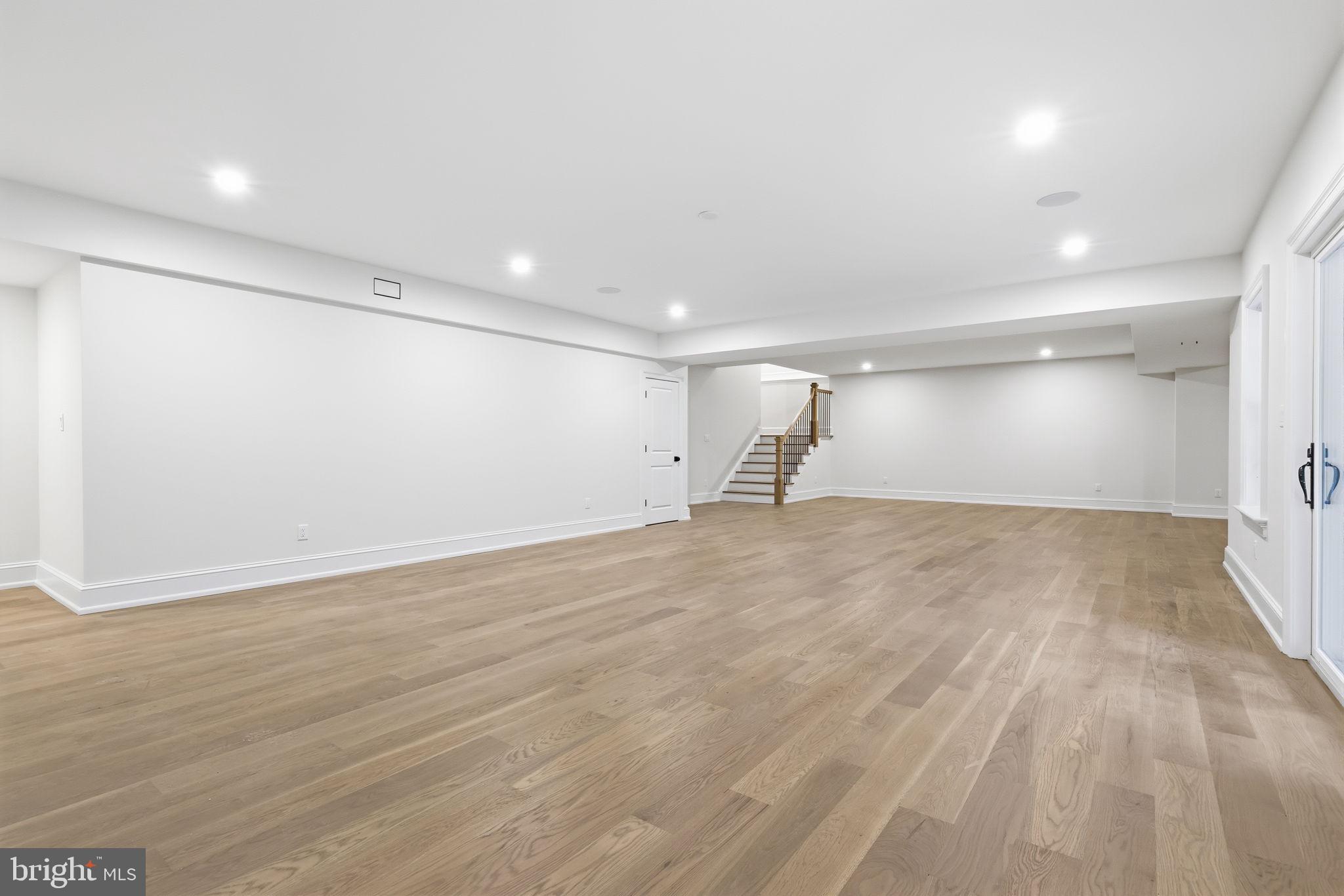 DOYLESTOWN - Residential
