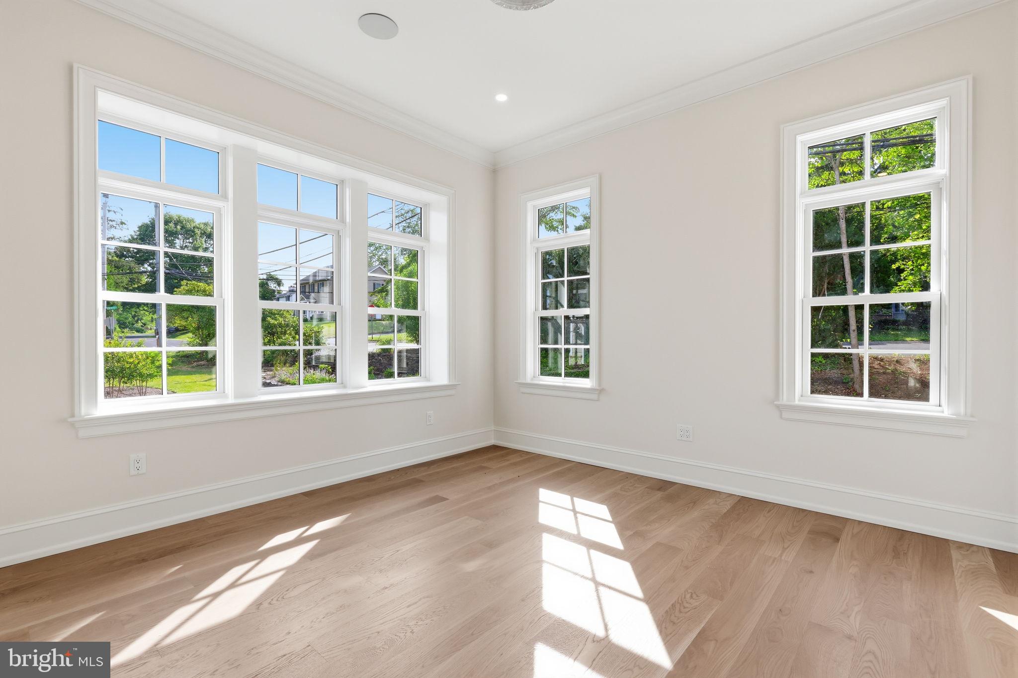 DOYLESTOWN - Residential