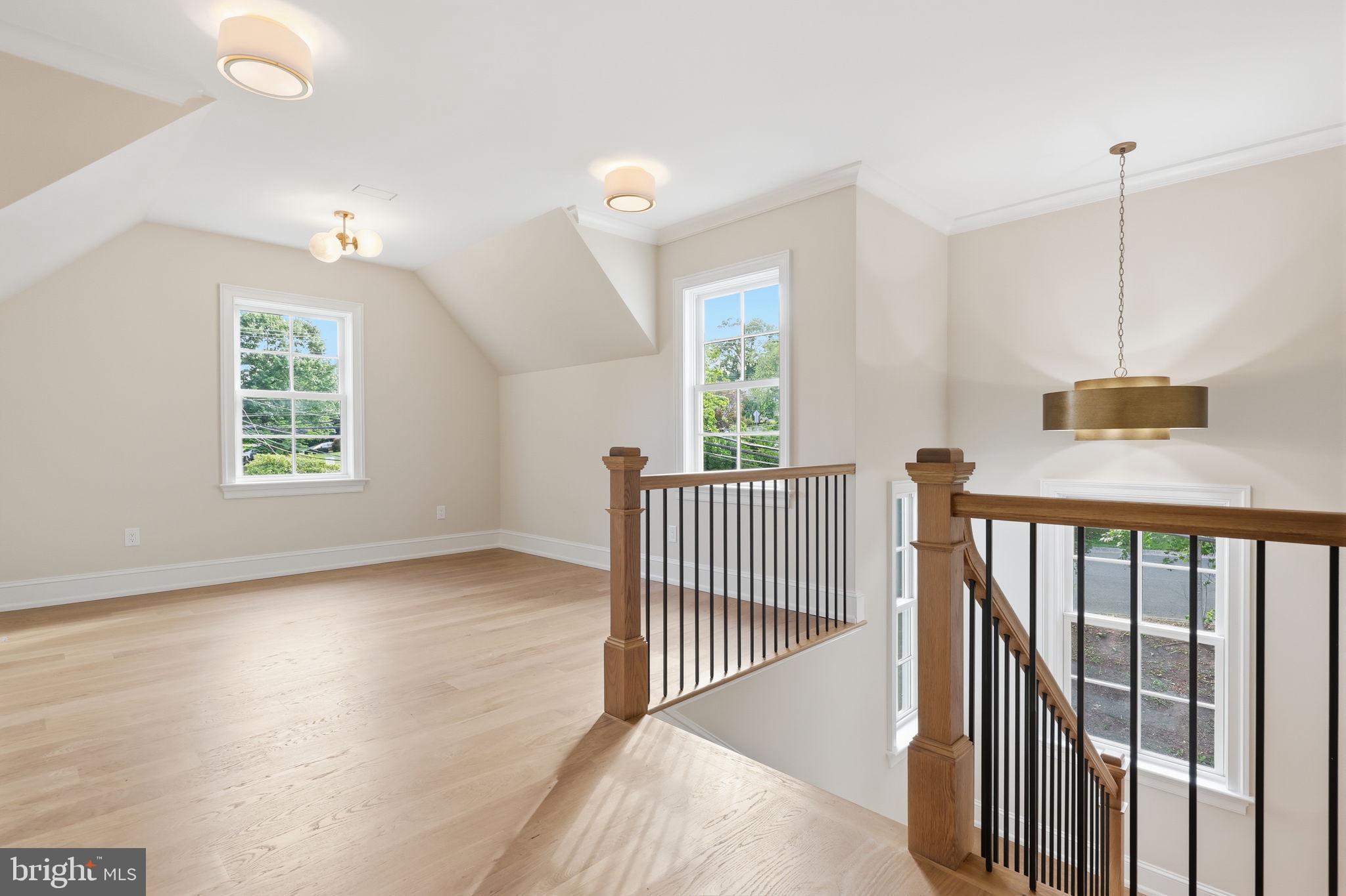 DOYLESTOWN - Residential